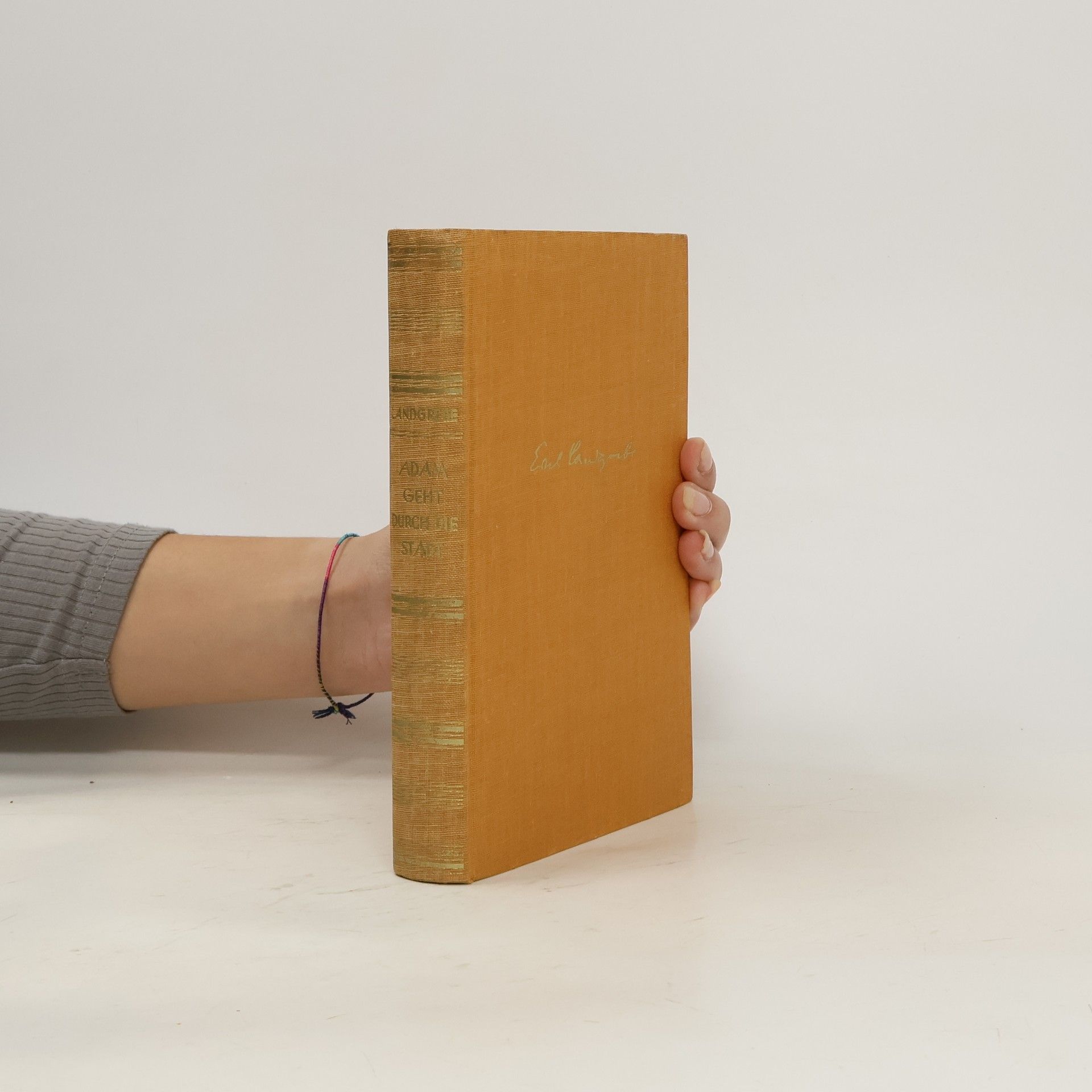 Erich Landgrebe Adam geht durch die Stadt