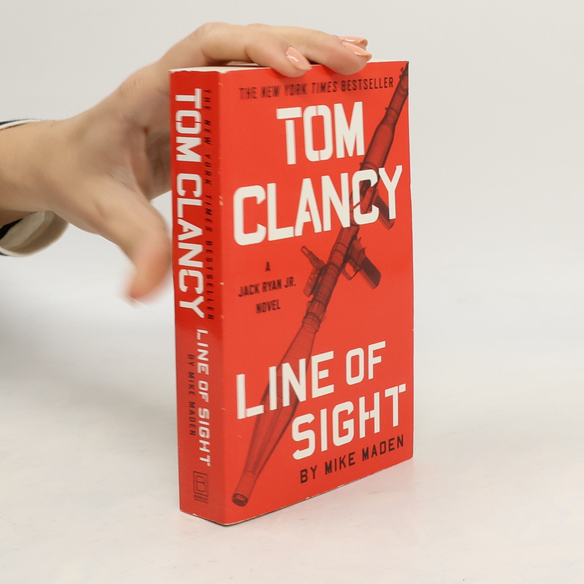 Mike Maden Tom Clancy. Line of sight.