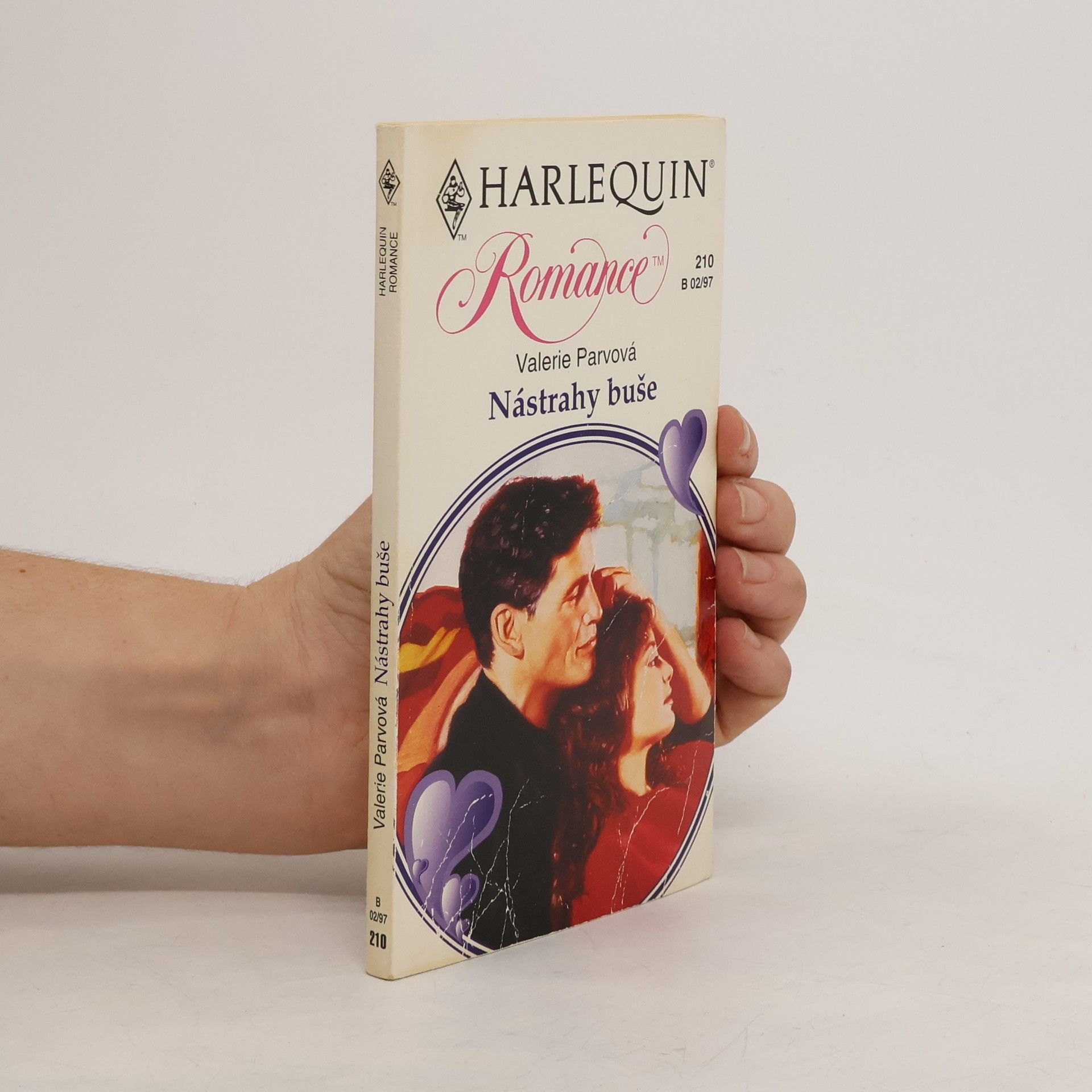 Valerie Parv Nástrahy buše