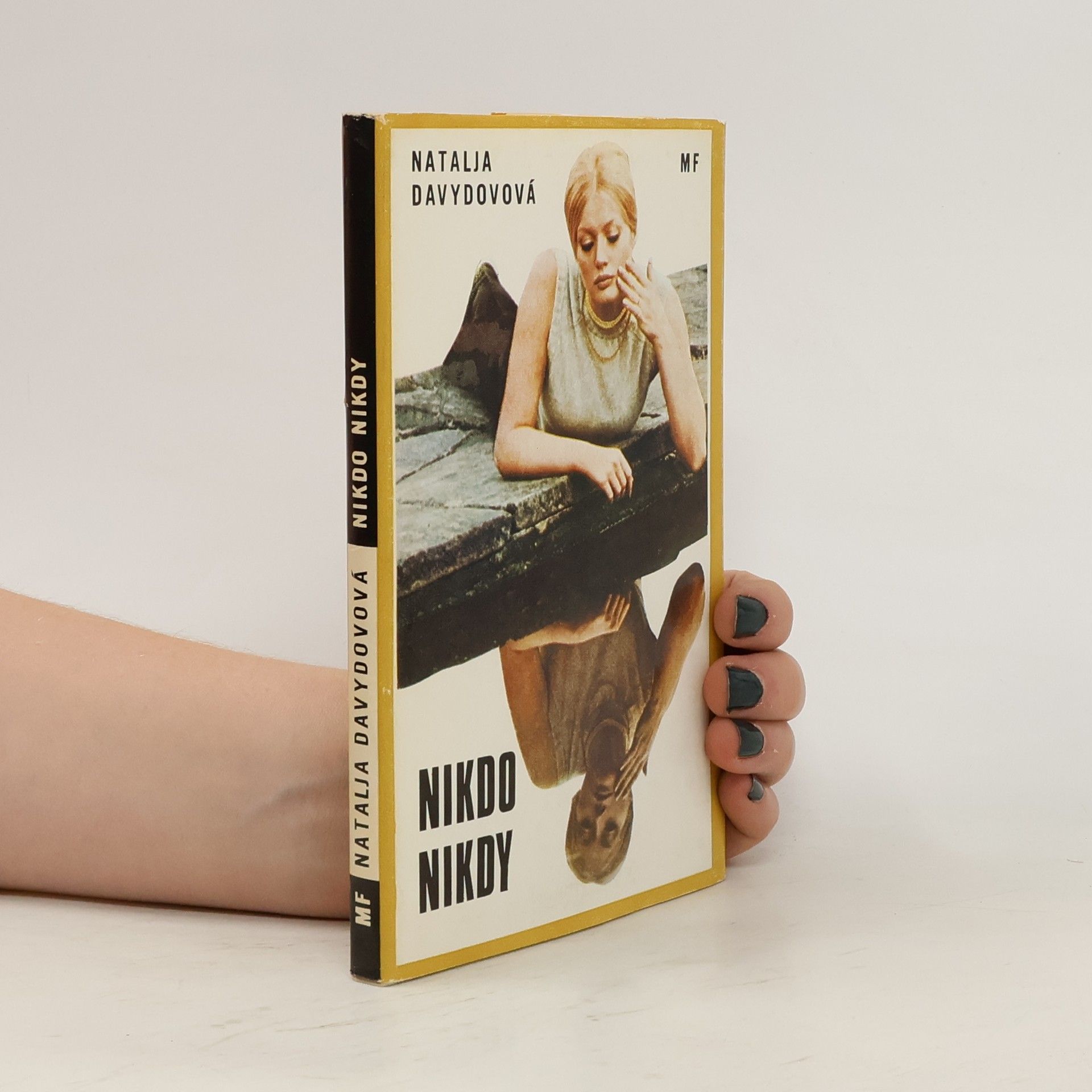 Natalja Davydová Nikdo nikdy