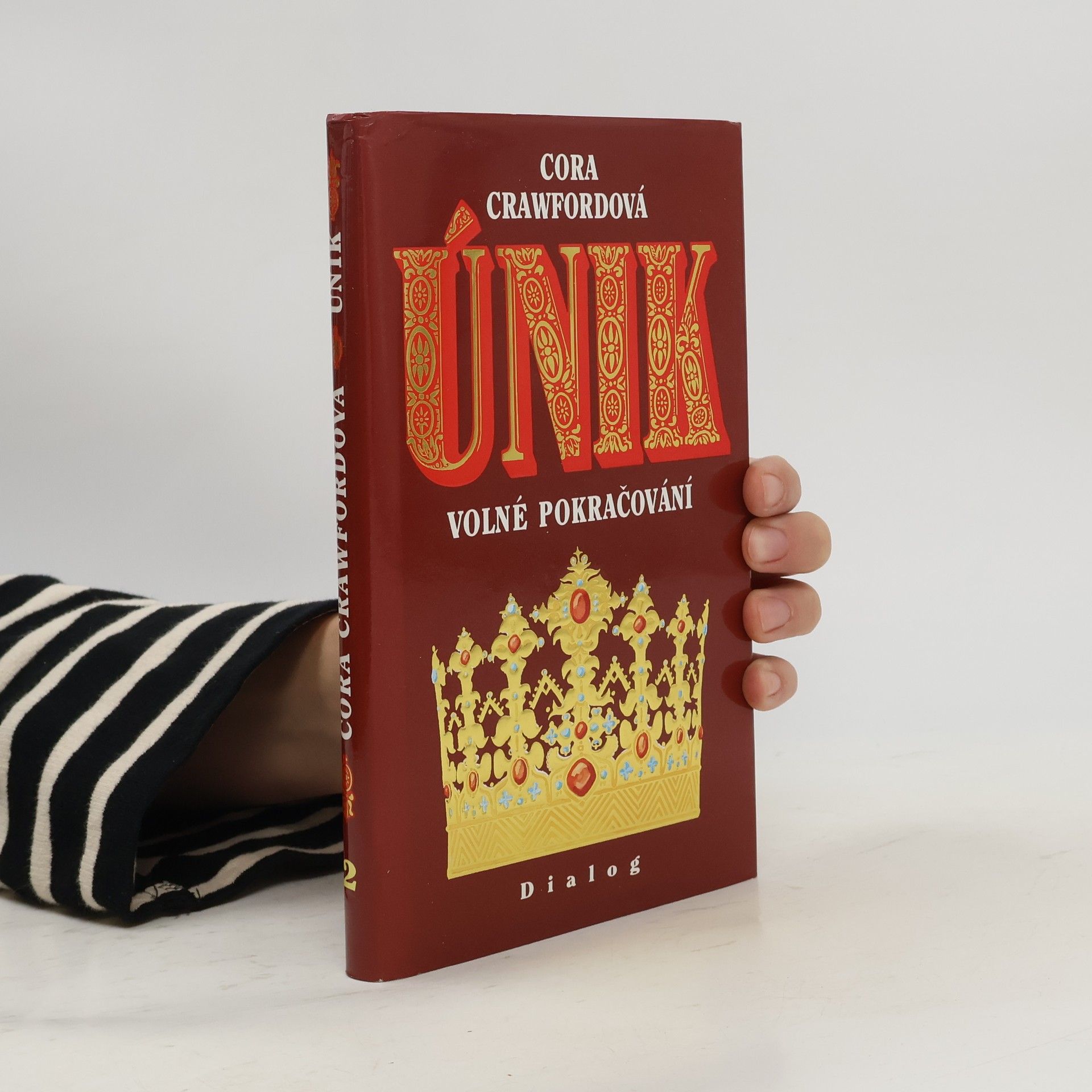 Cora Crawford Únik 2