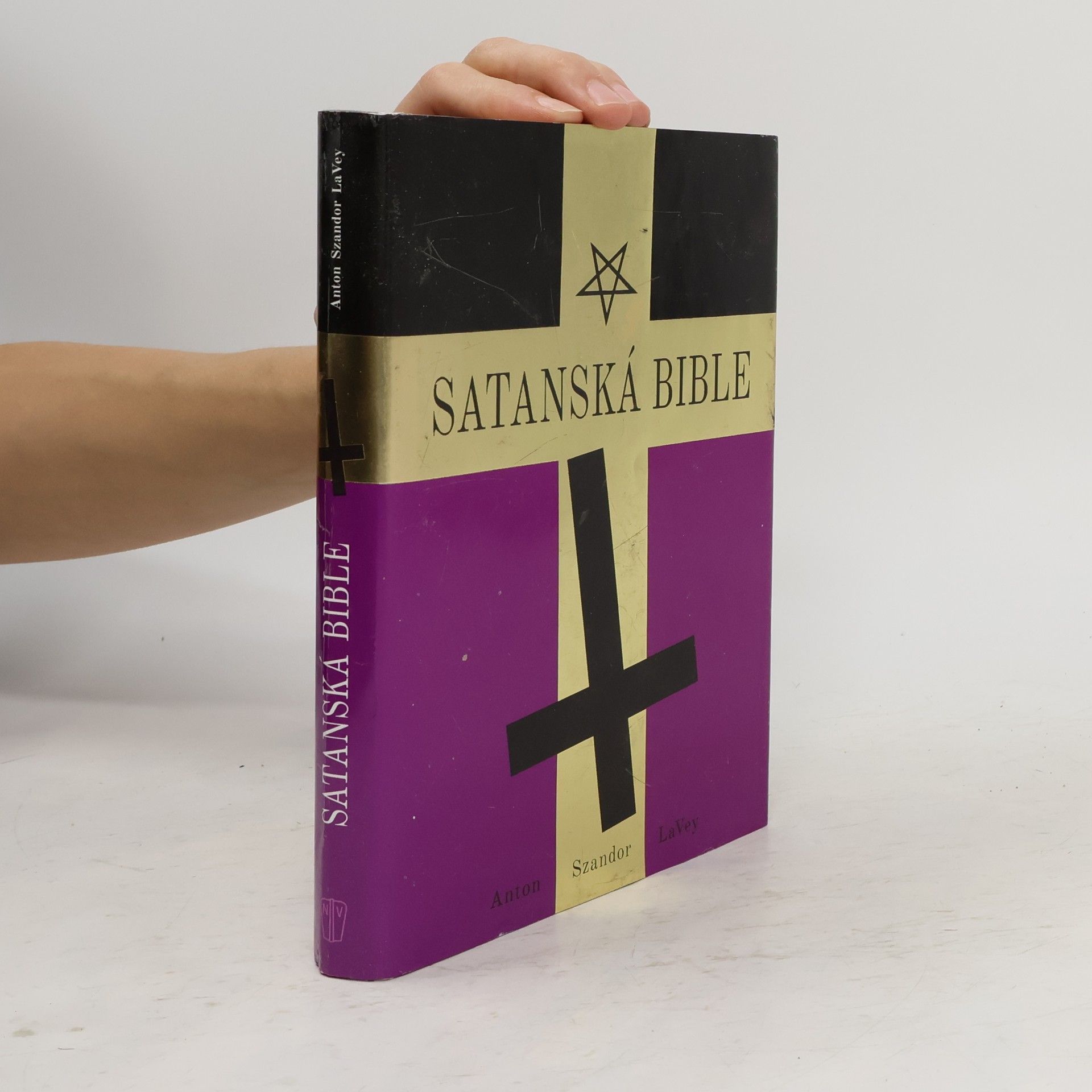 Anton Szandor La Vey Satanská Bible