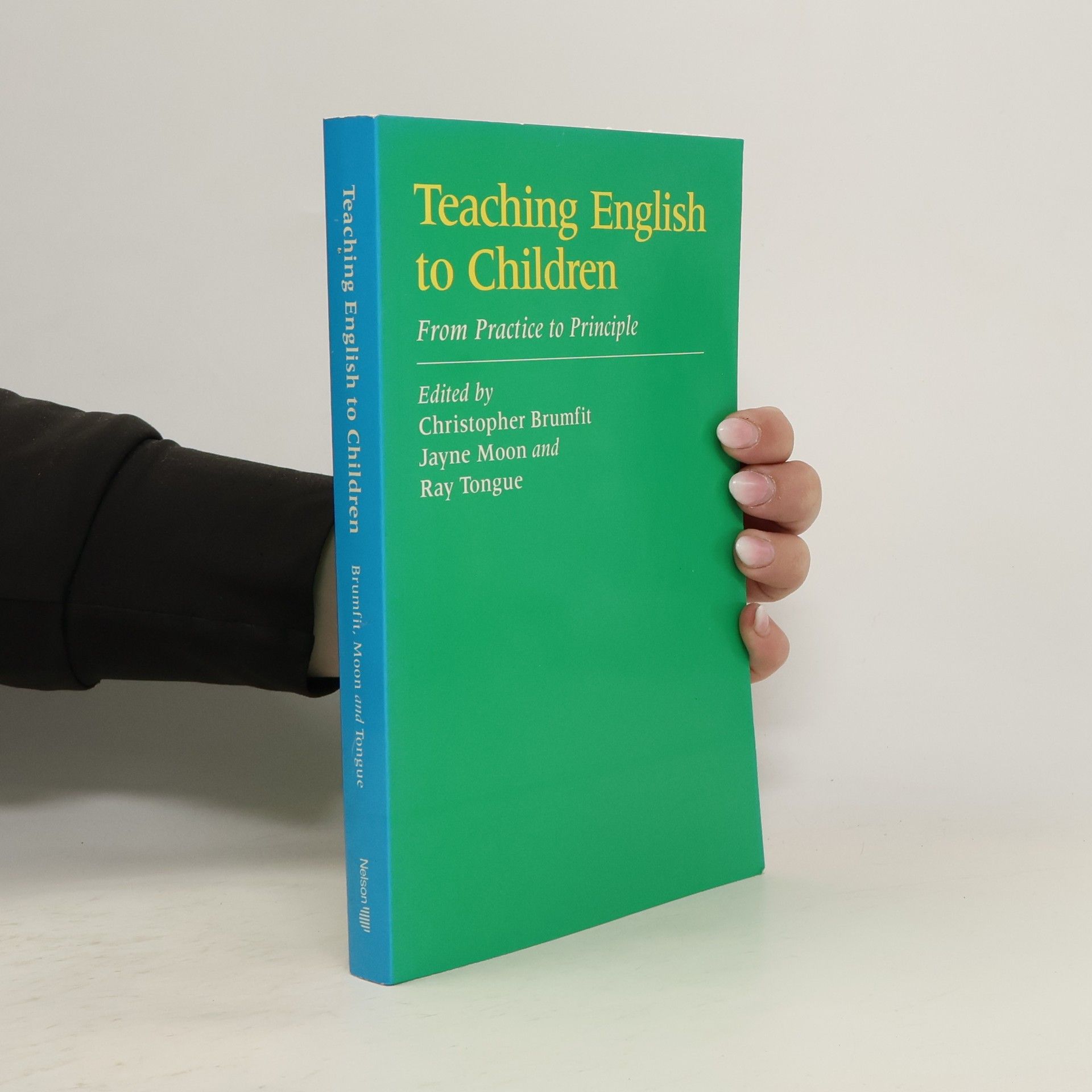 Jayne Moon Teaching English to children