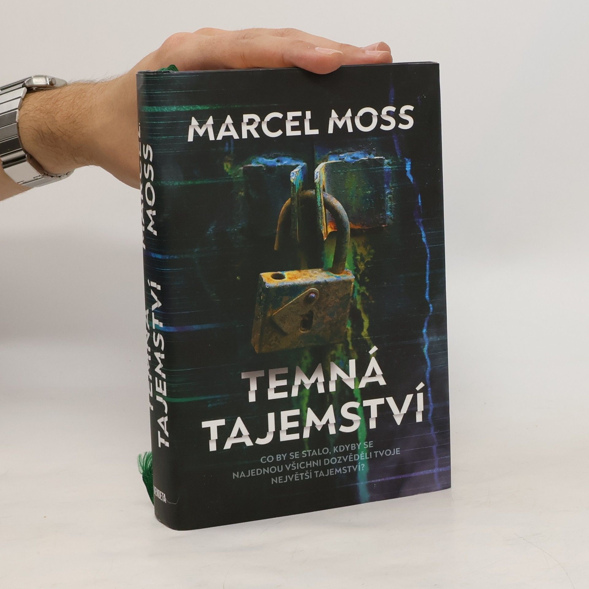 Marcel Moss Temná tajemství