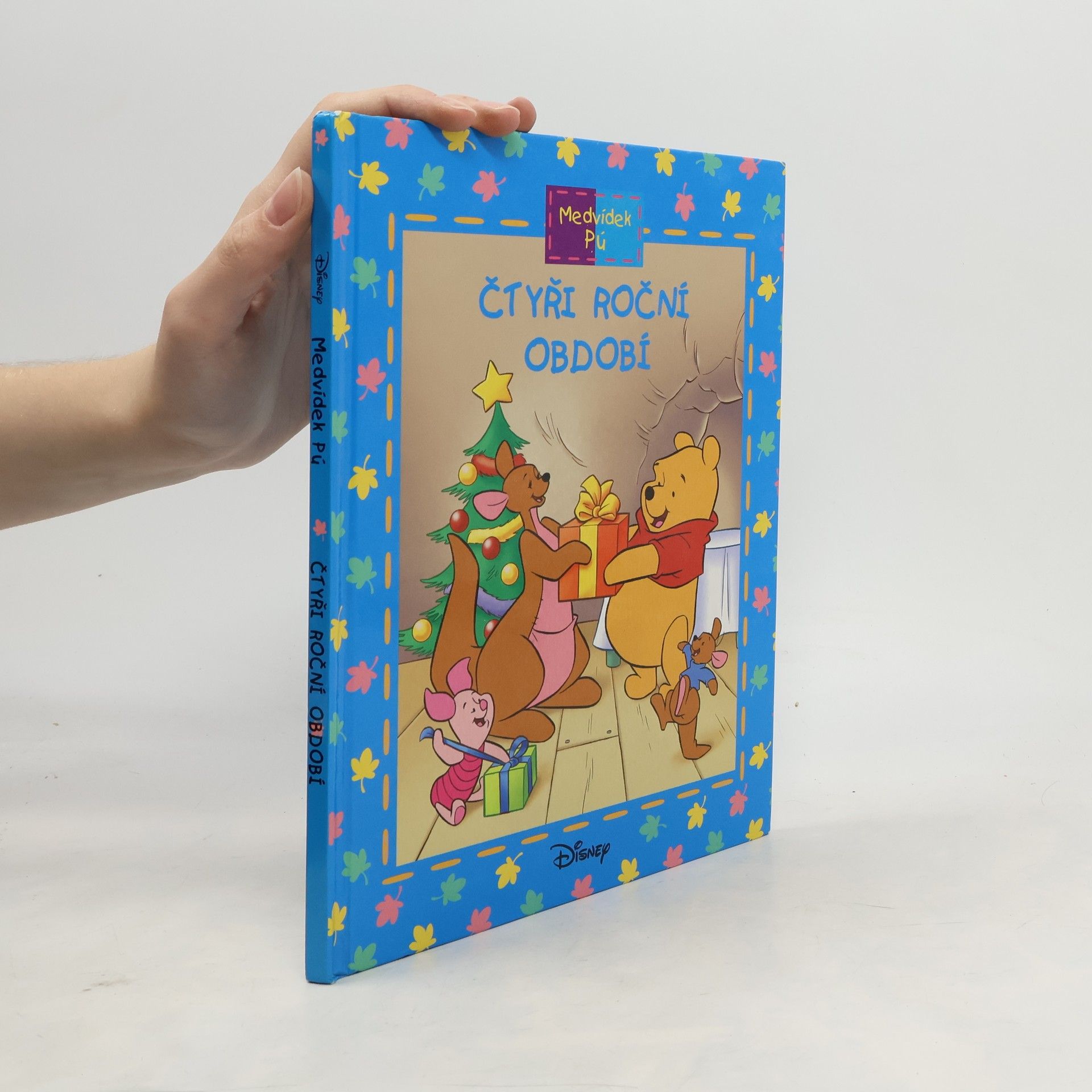 Ysenda Maxtone Graham Medvídek Pú. Čtyři roční období