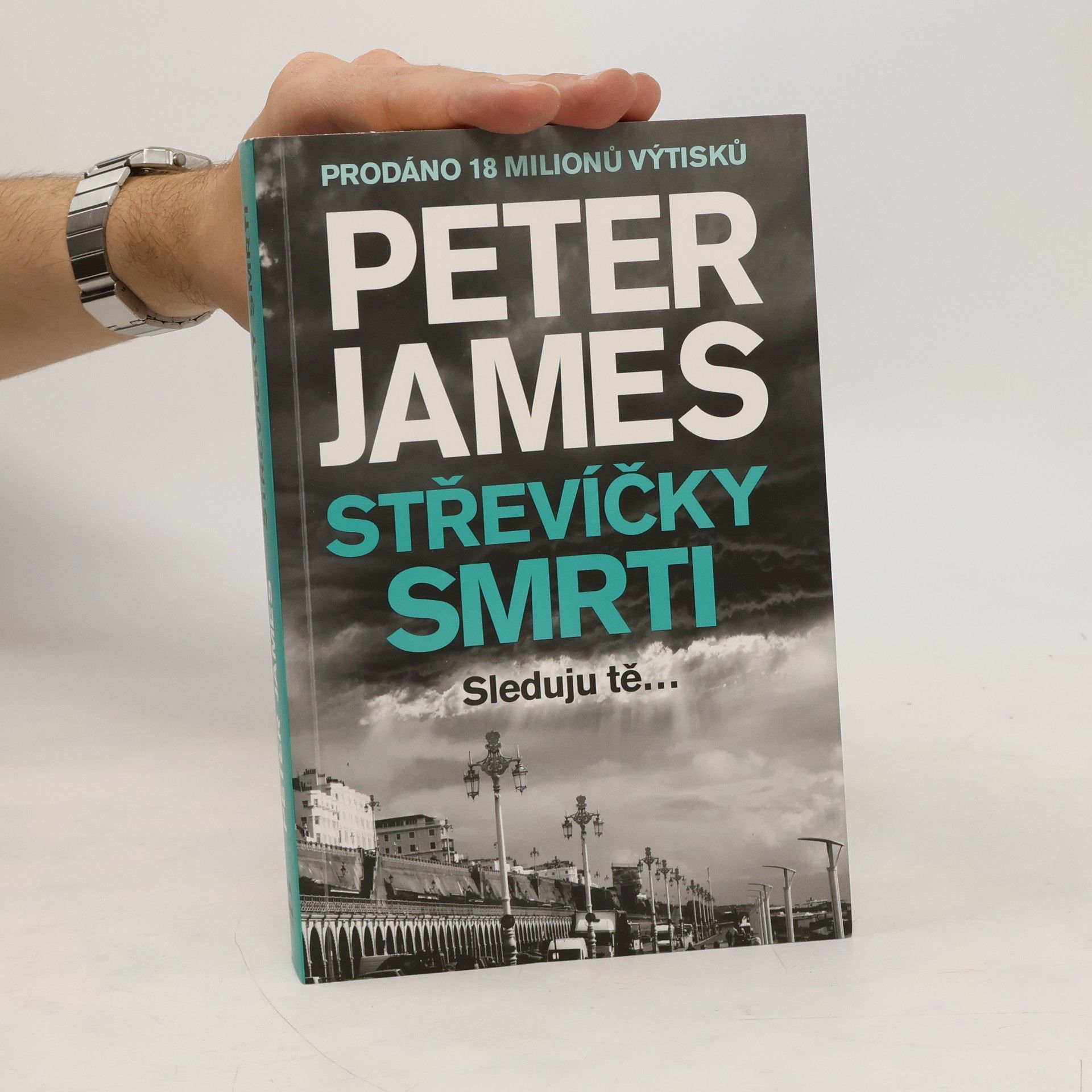 Peter James Střevíčky smrti