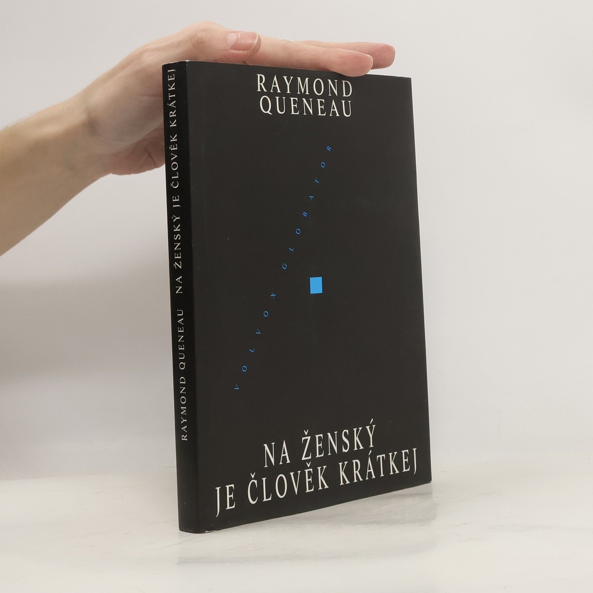 Na ženský je člověk krátkej