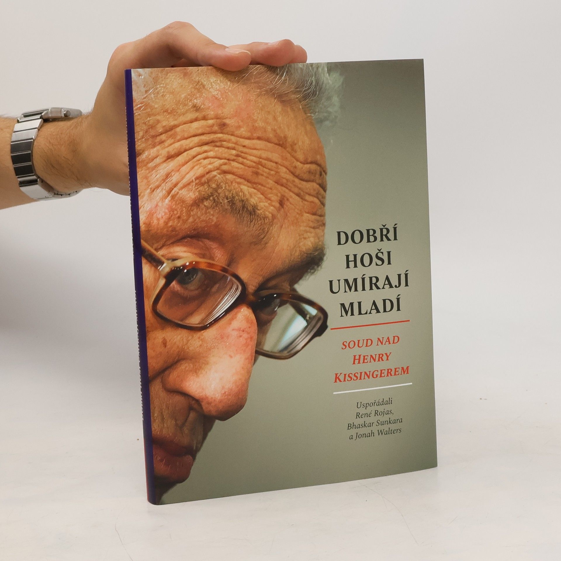 Dobří hoši umírají mladí - Soud nad Henry Kissingerem