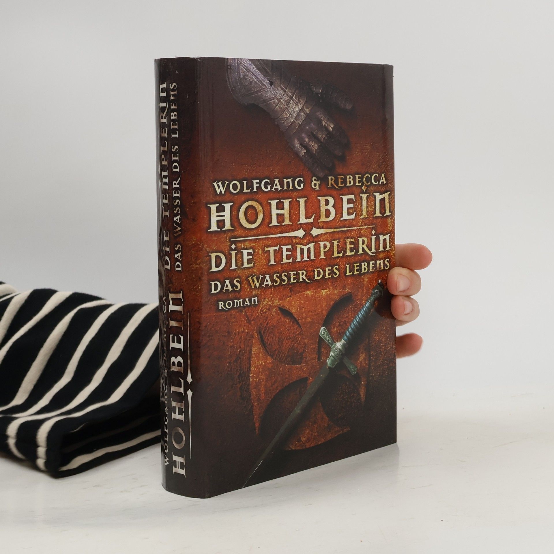 Wolfgang Hohlbein Die templerim das Wasser des Lebens