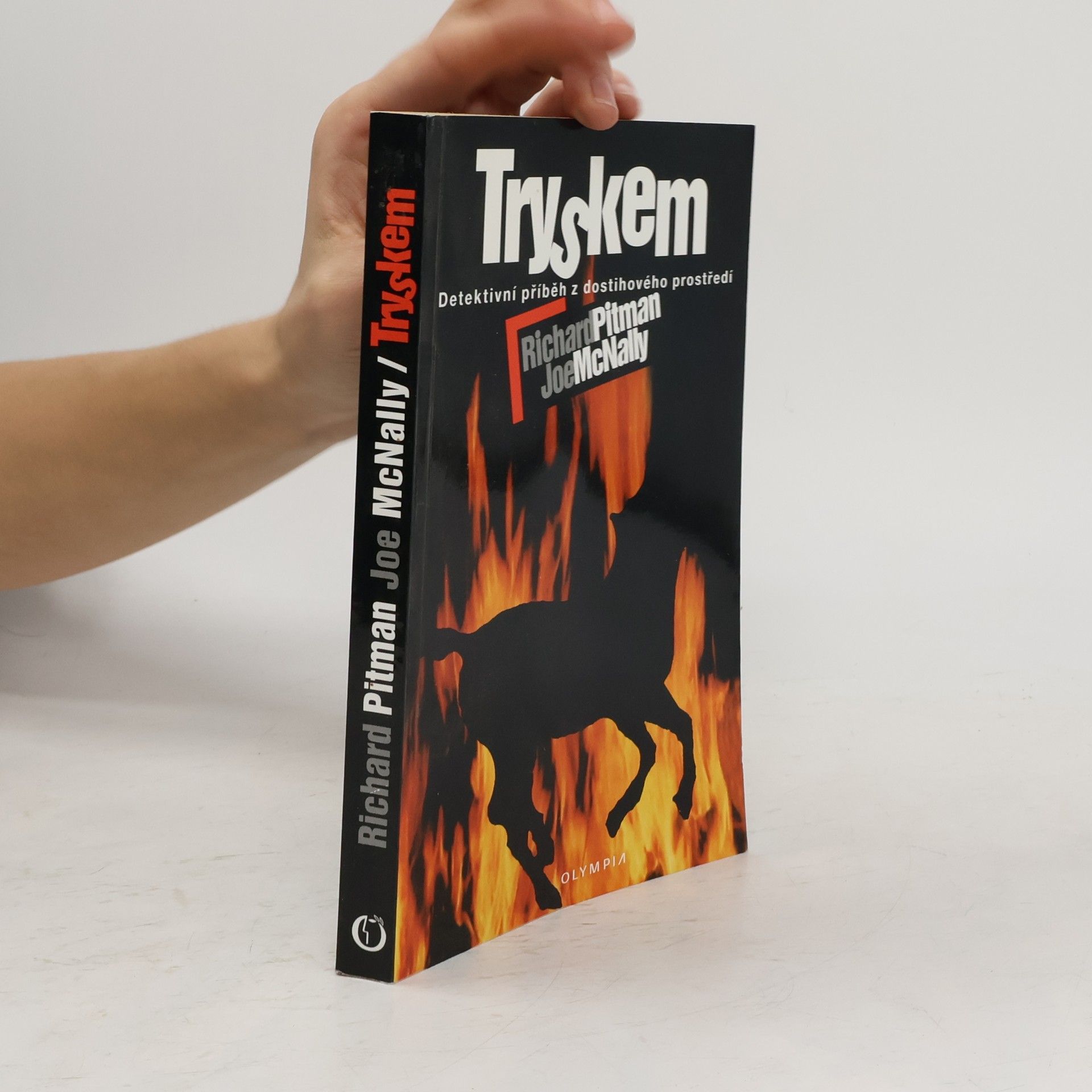 Richard Pitman Tryskem: Detektivní příběh z dostihového prostředí