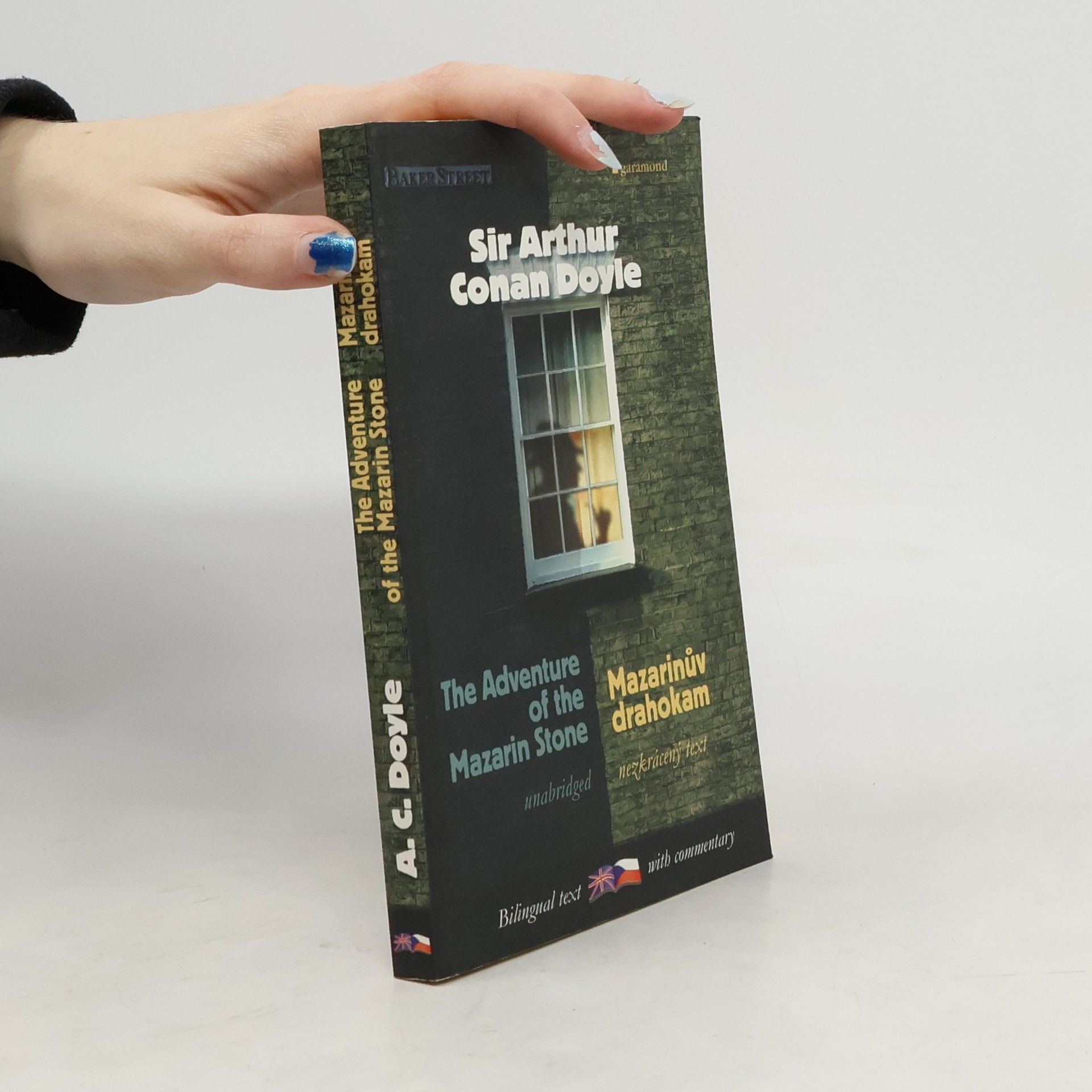 The adventure of the Mazarin stone. Mazarinův drahokam