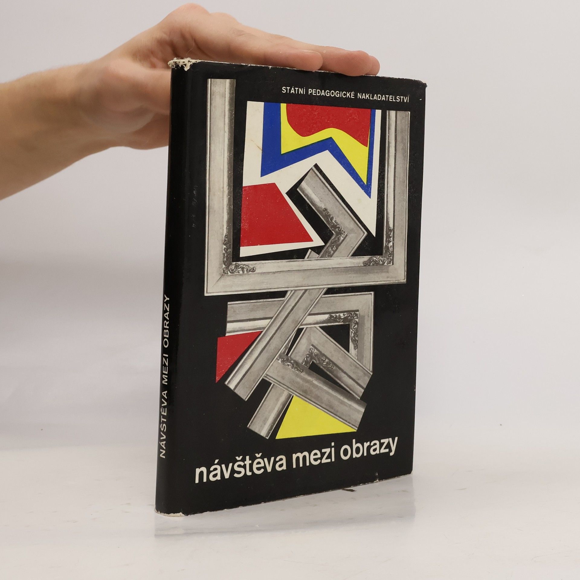 Návštěva mezi obrazy