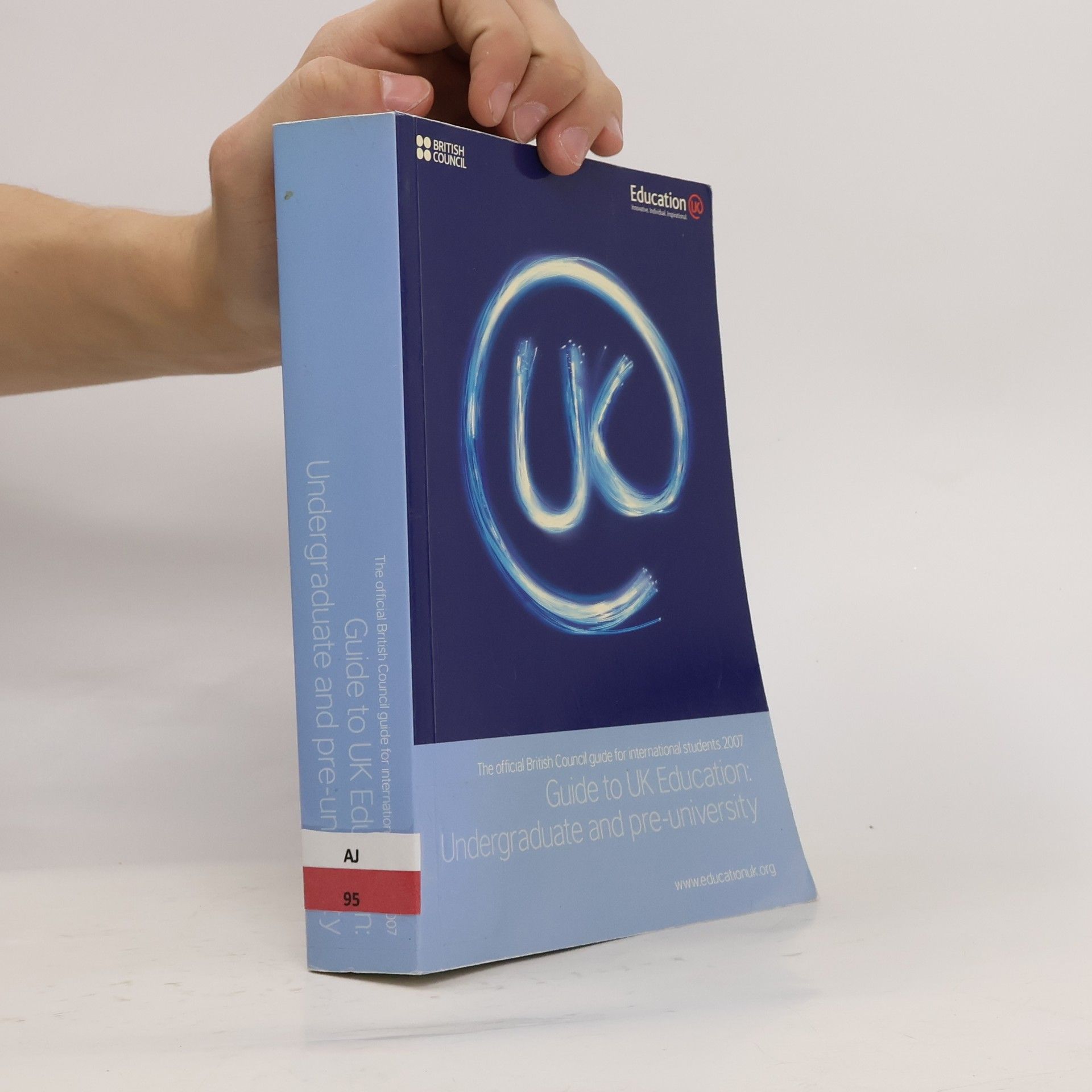 Collectif d'auteurs Guide to UK Education: Undergraduate and Pre-university