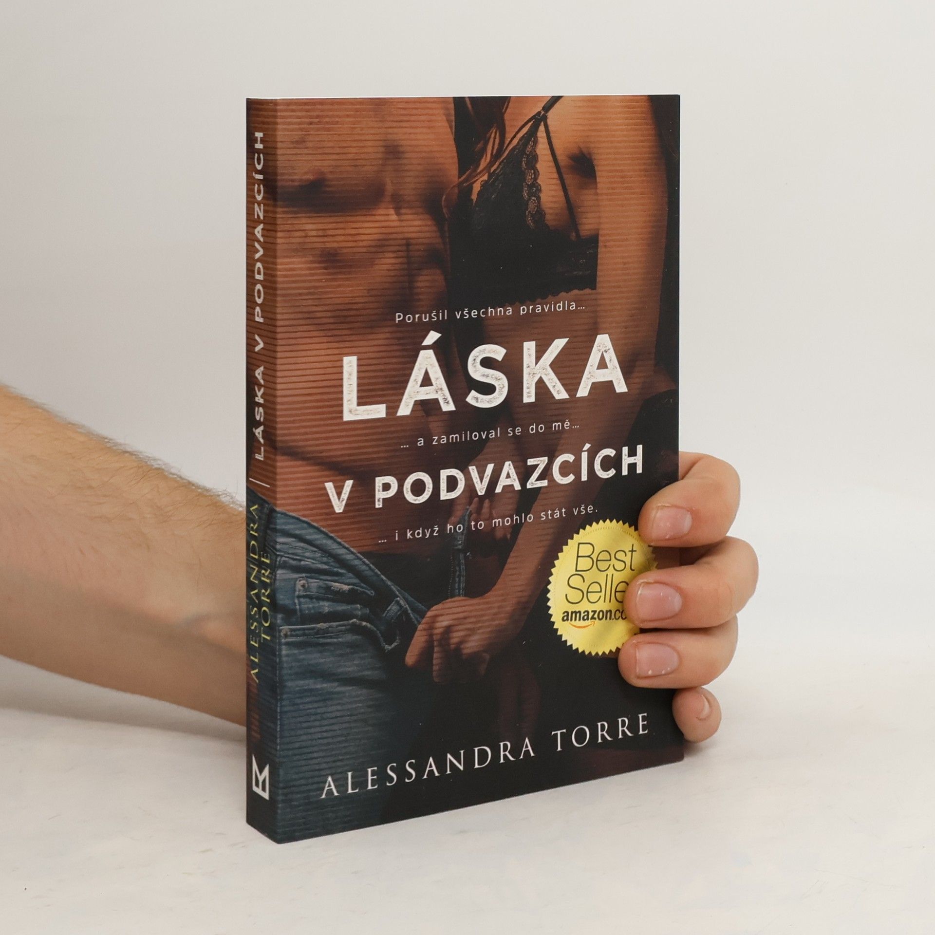 Alessandra Torre Láska v podvazcích