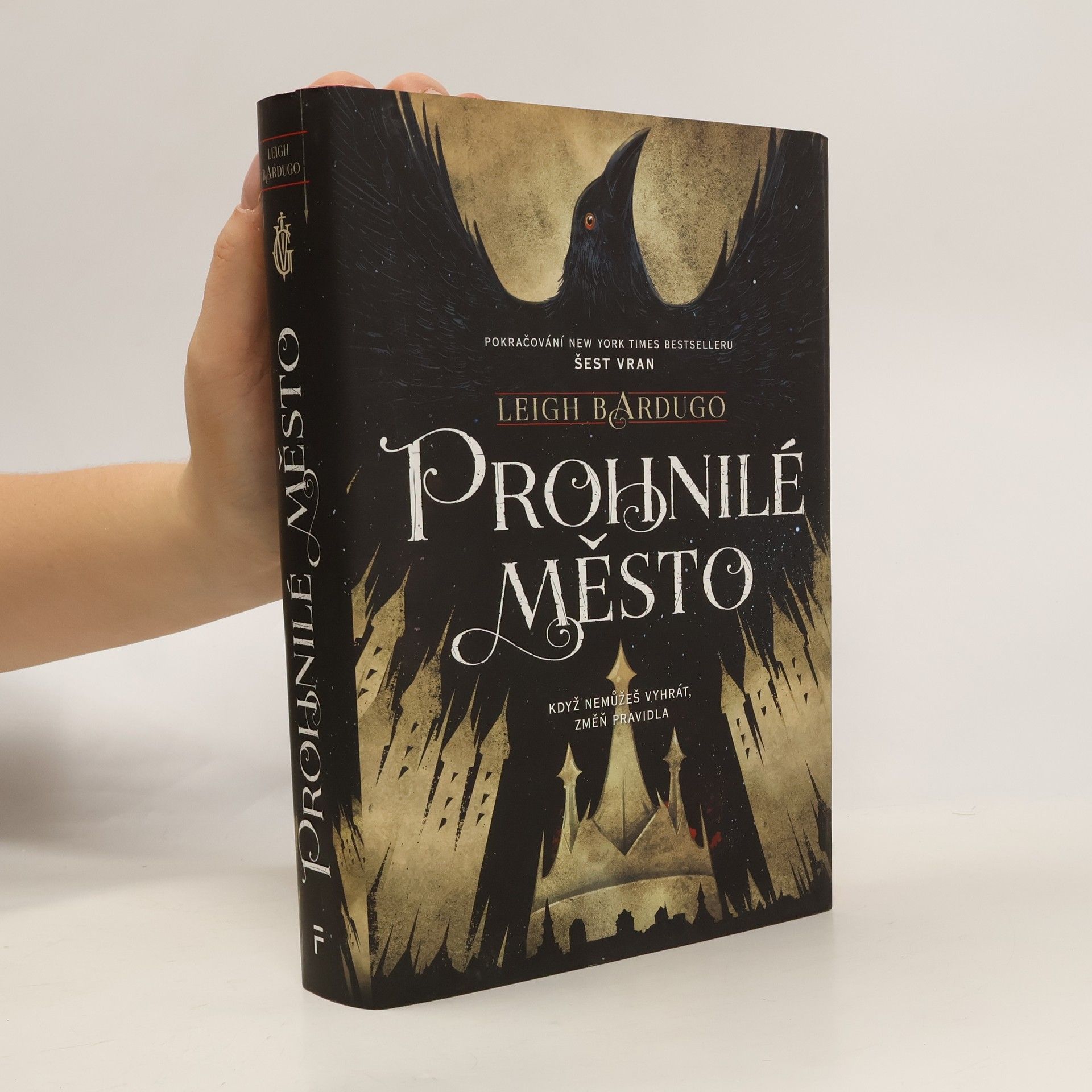 Leigh Bardugo Prohnilé město