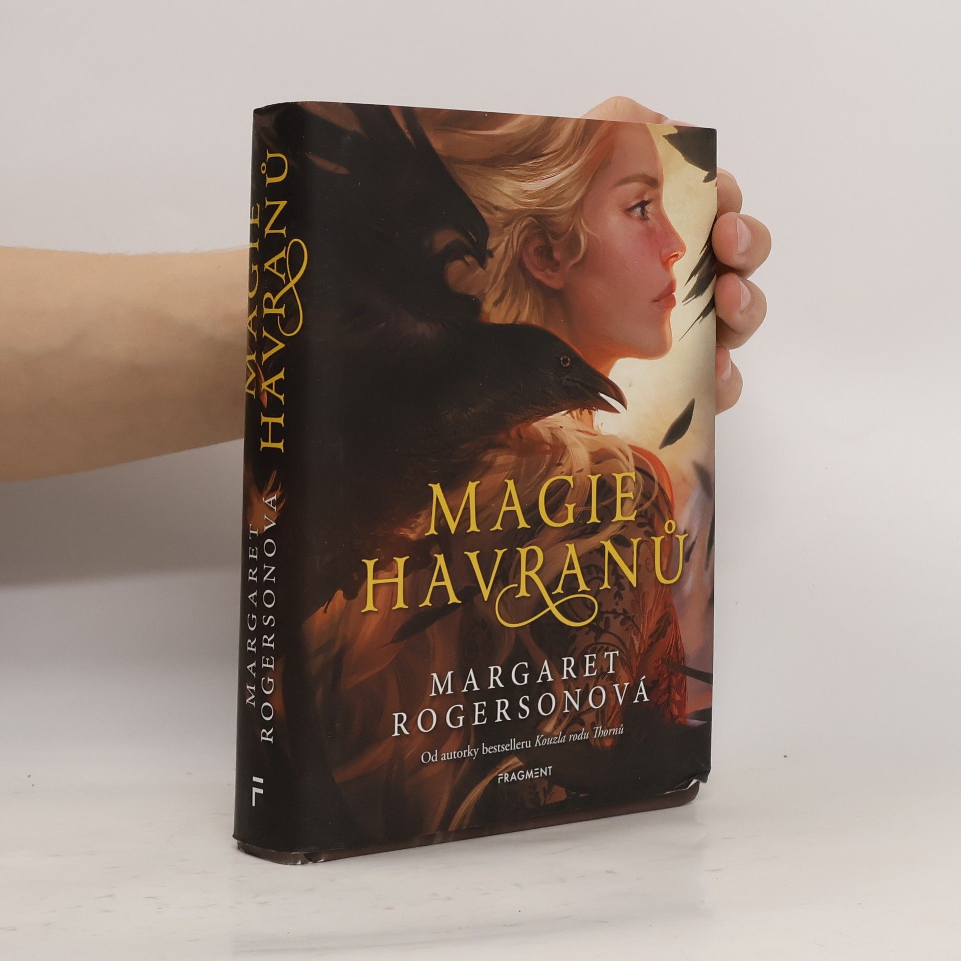 Margaret Rogerson Magie havranů