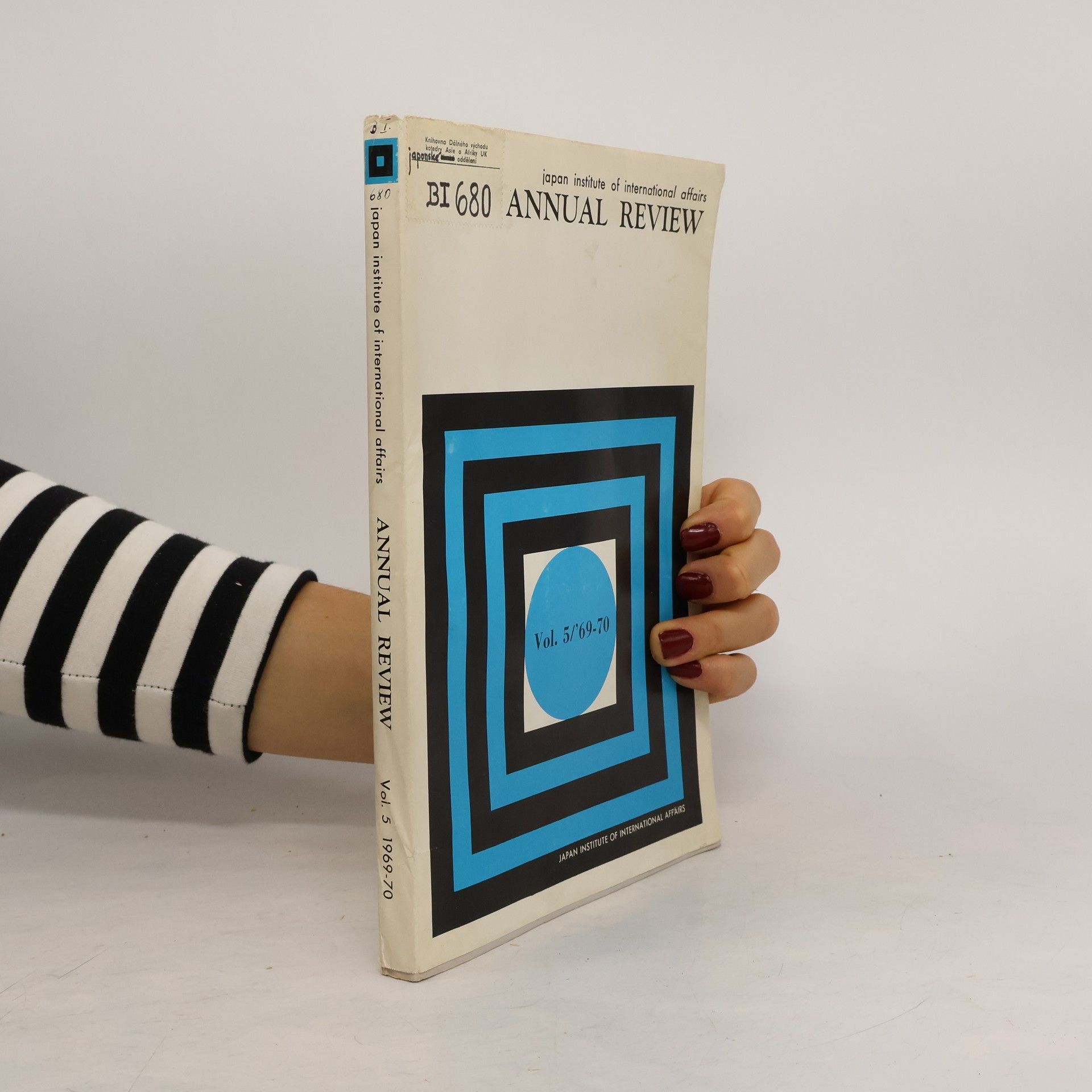 Various authors Annual Review Vol. 5 69-70