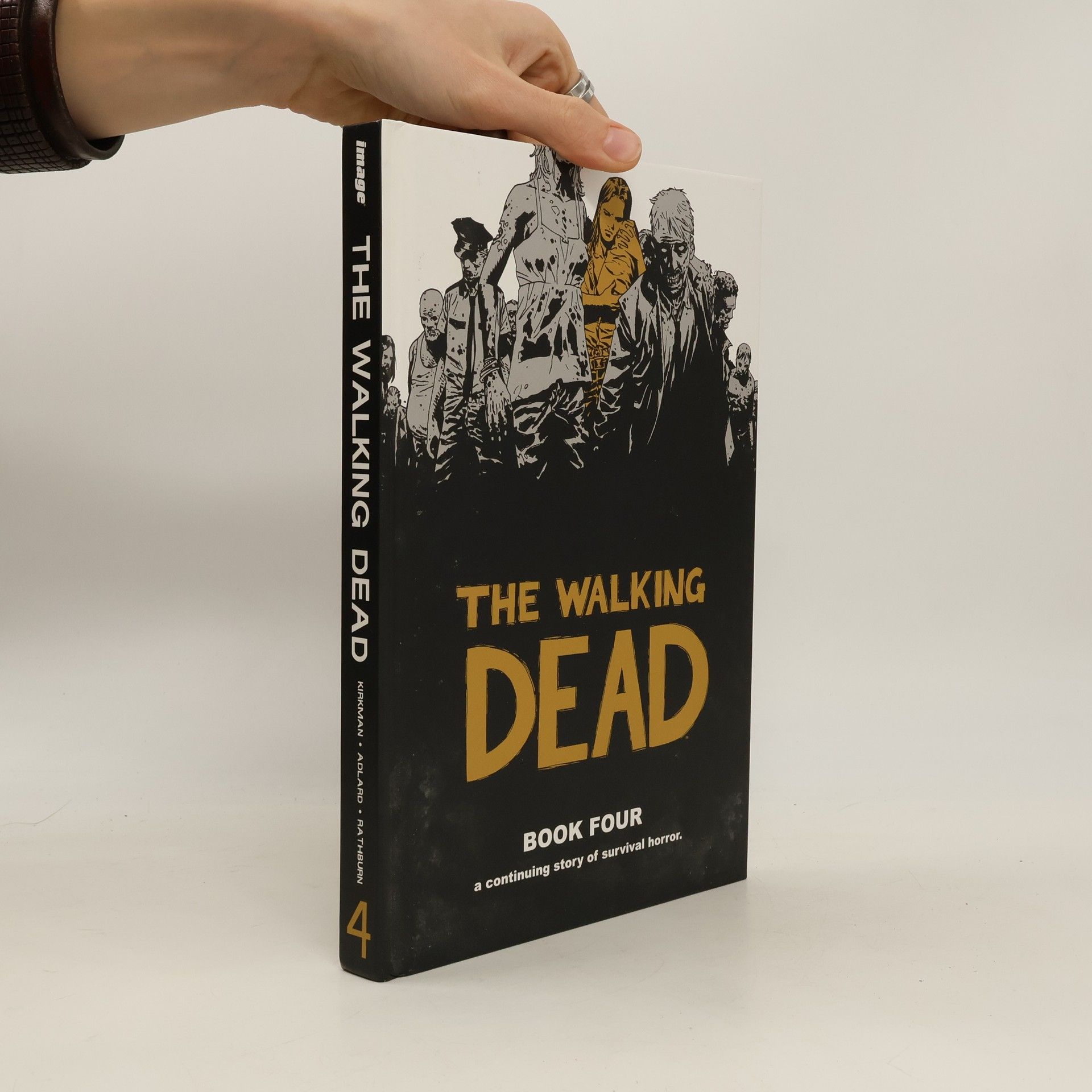 AA.VV. The Walking Dead. Book Four