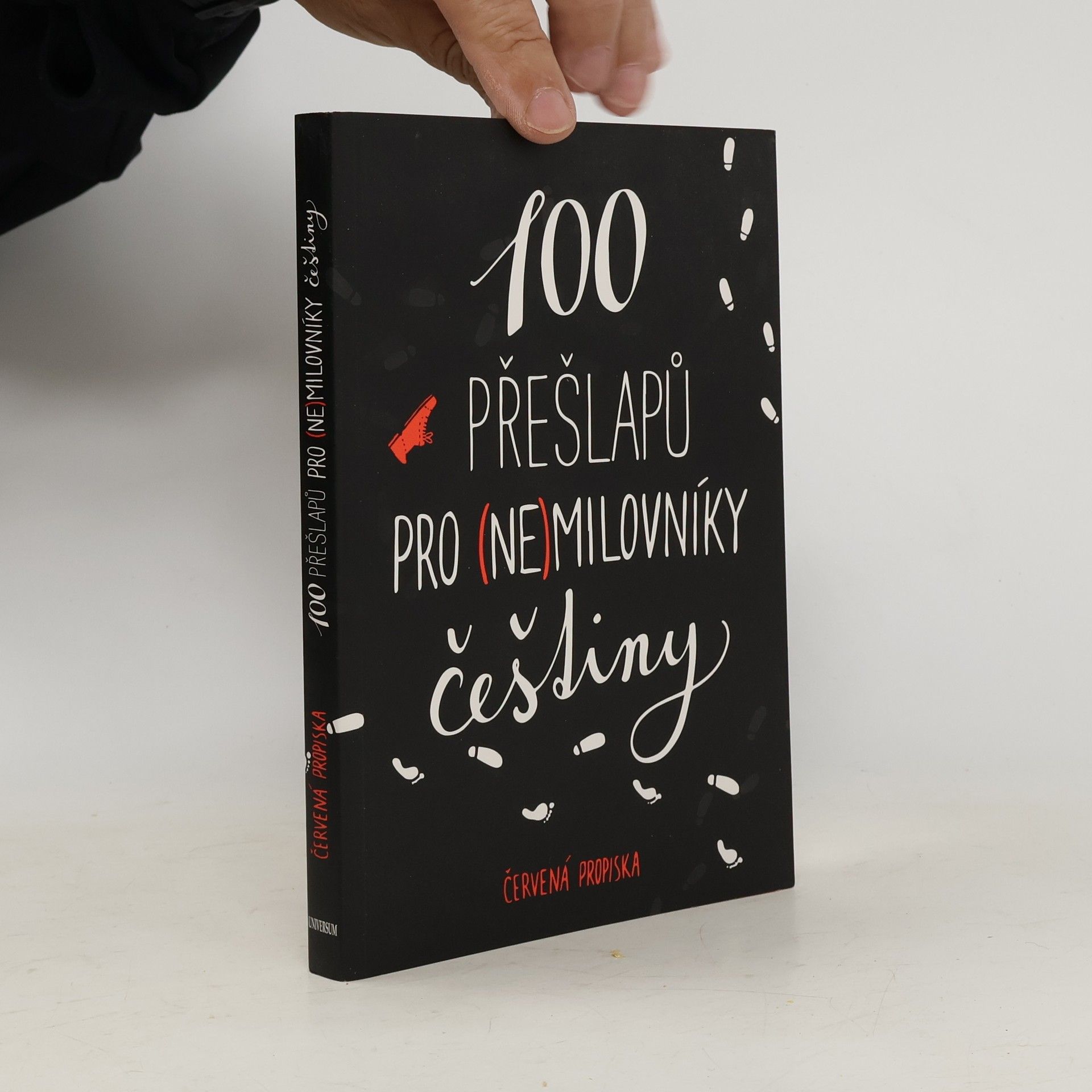 Červená propiska 100 přešlapů pro (ne)milovníky češtiny