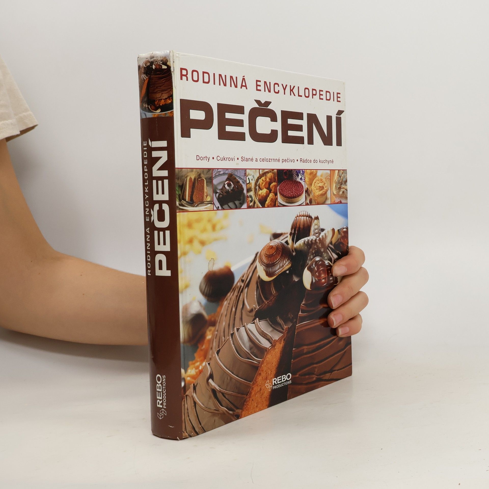 AA.VV. Rodinná encyklopedie pečení