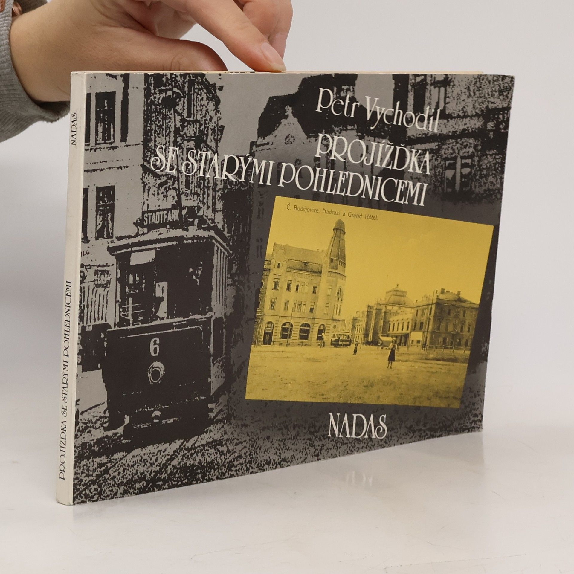 Projížďka se starými pohlednicemi. O počátcích elektrických drah u nás