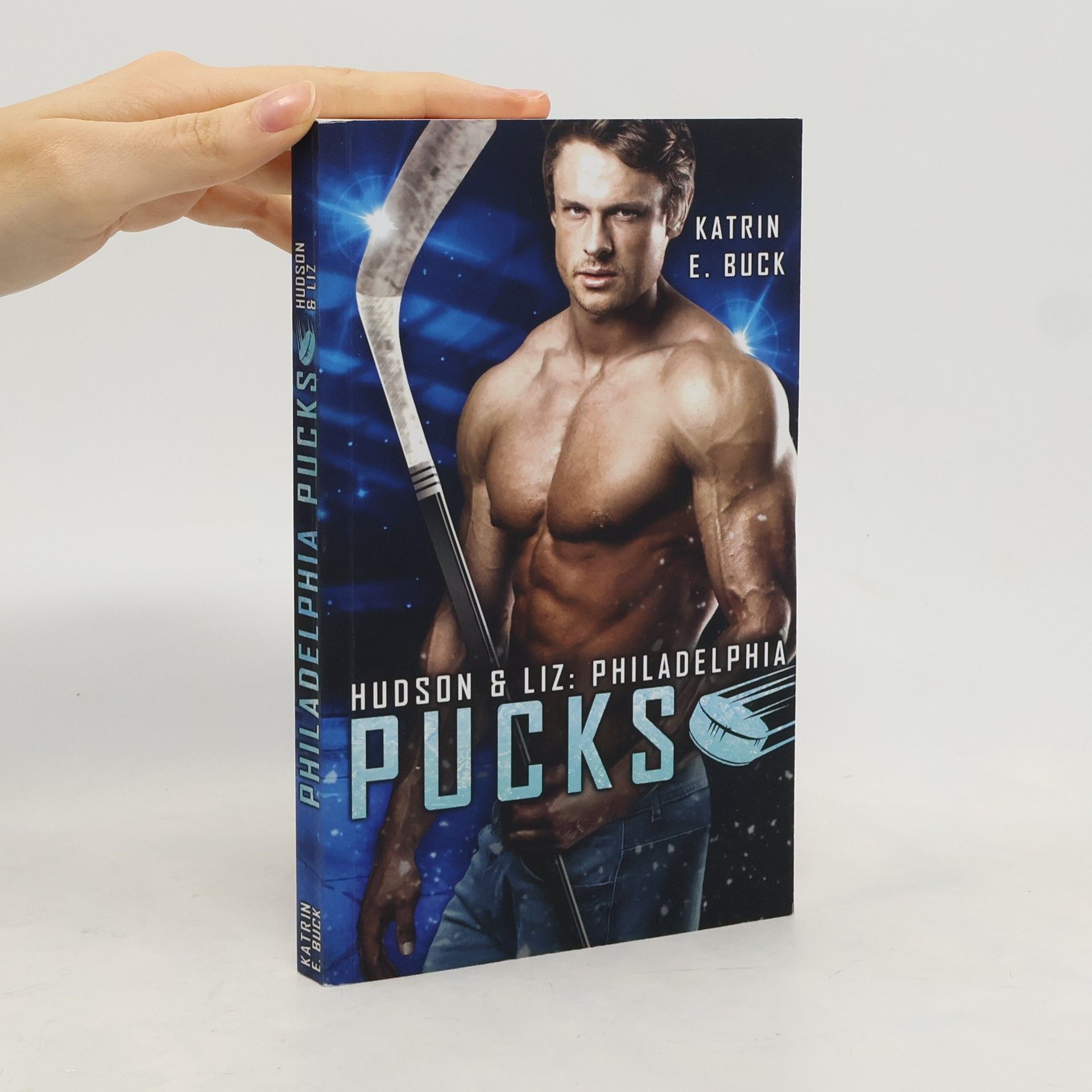 Philadelphia Pucks: Hudson & Liz