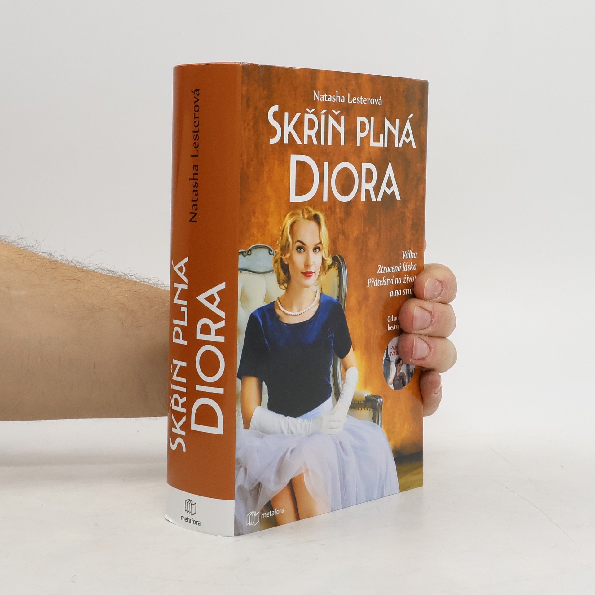 Natasha Lester Skříň plná Diora