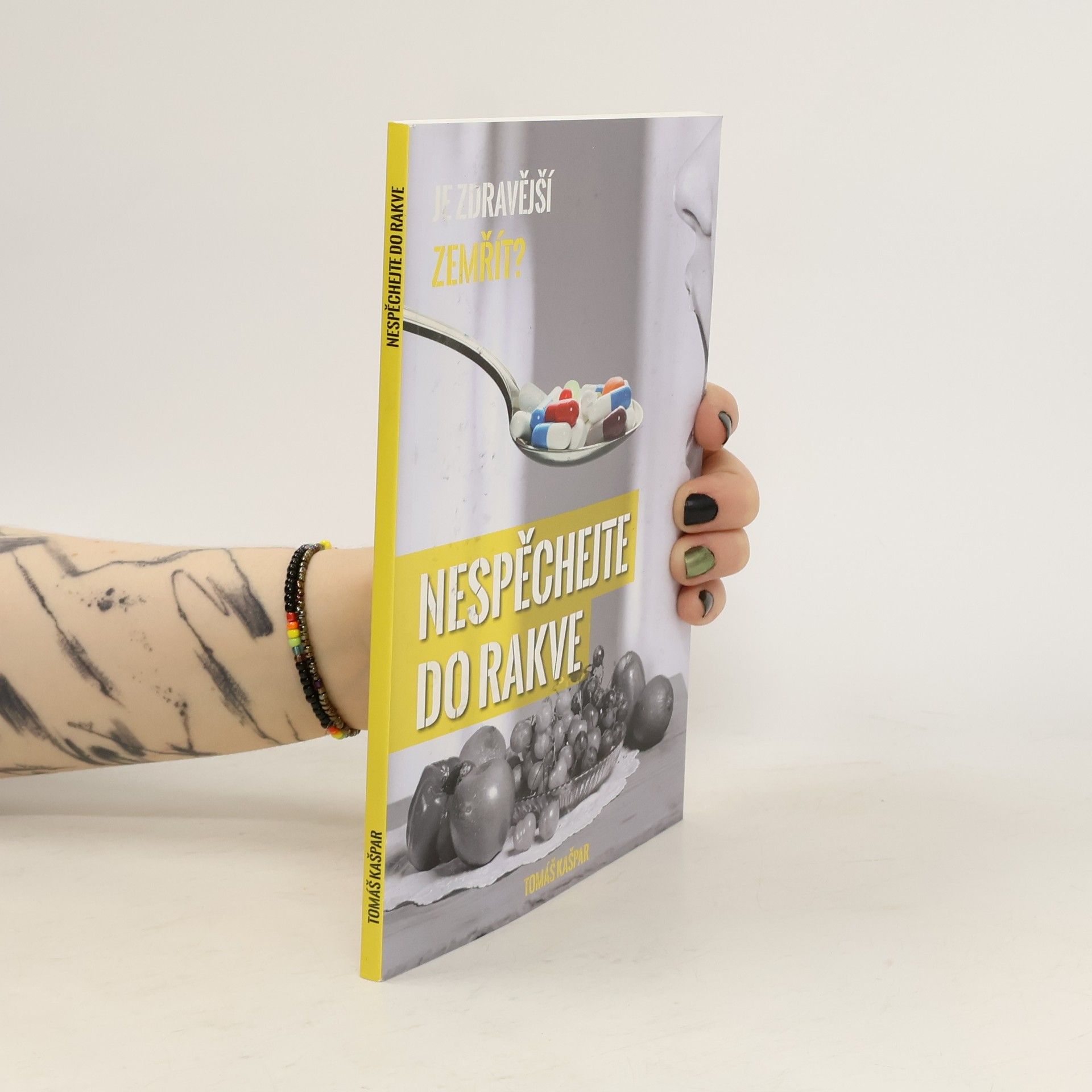 Tomáš Kašpar Nespěchejte do rakve