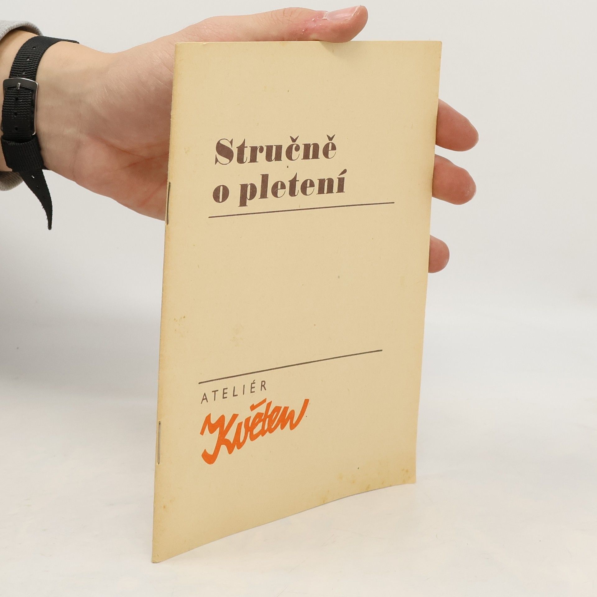 Various authors Stručně o pletení