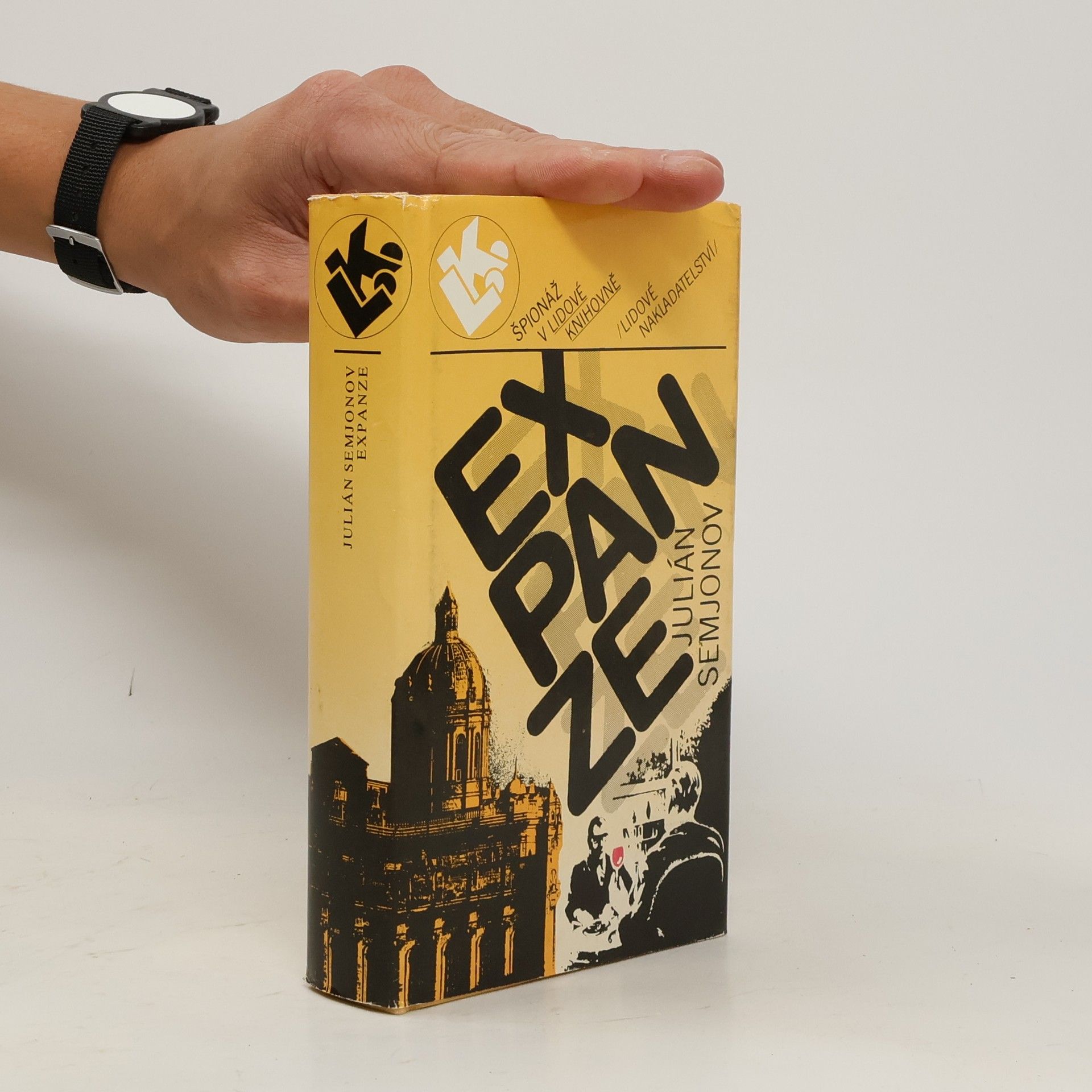 Julian Semjonov Expanze