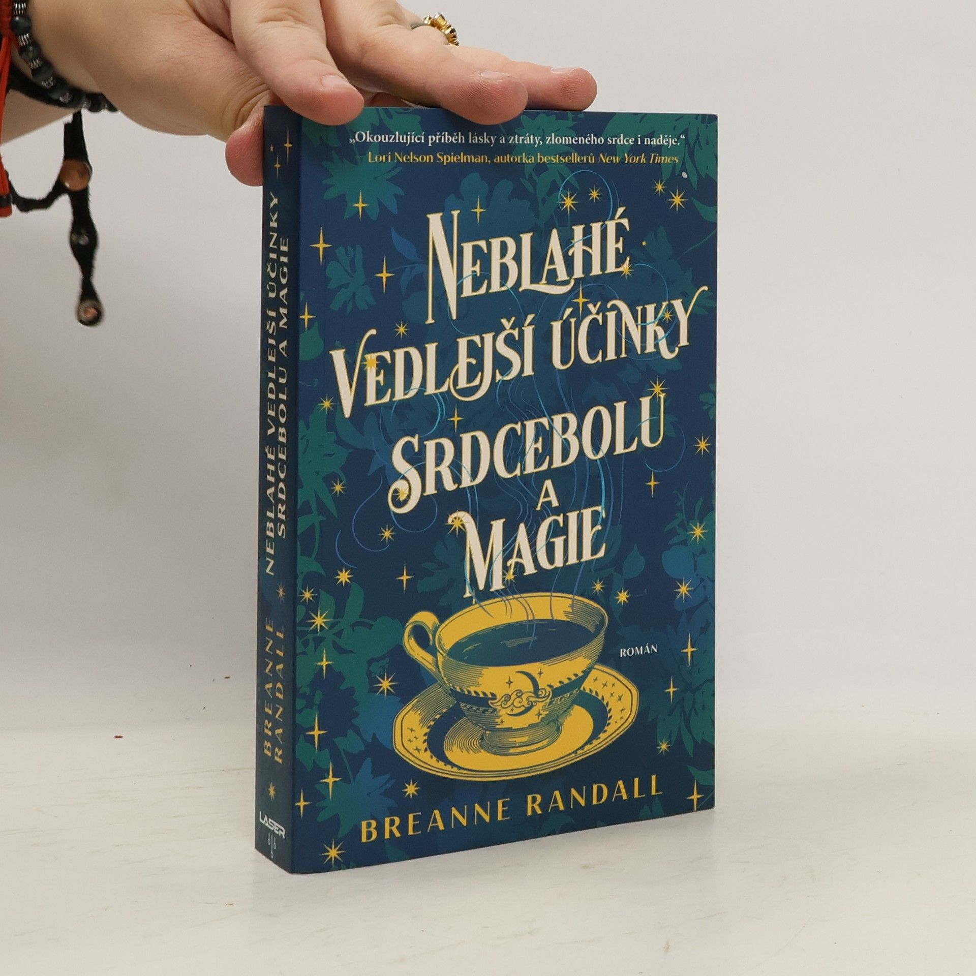 Breanne Randall Neblahé vedlejší účinky srdcebolu a magie