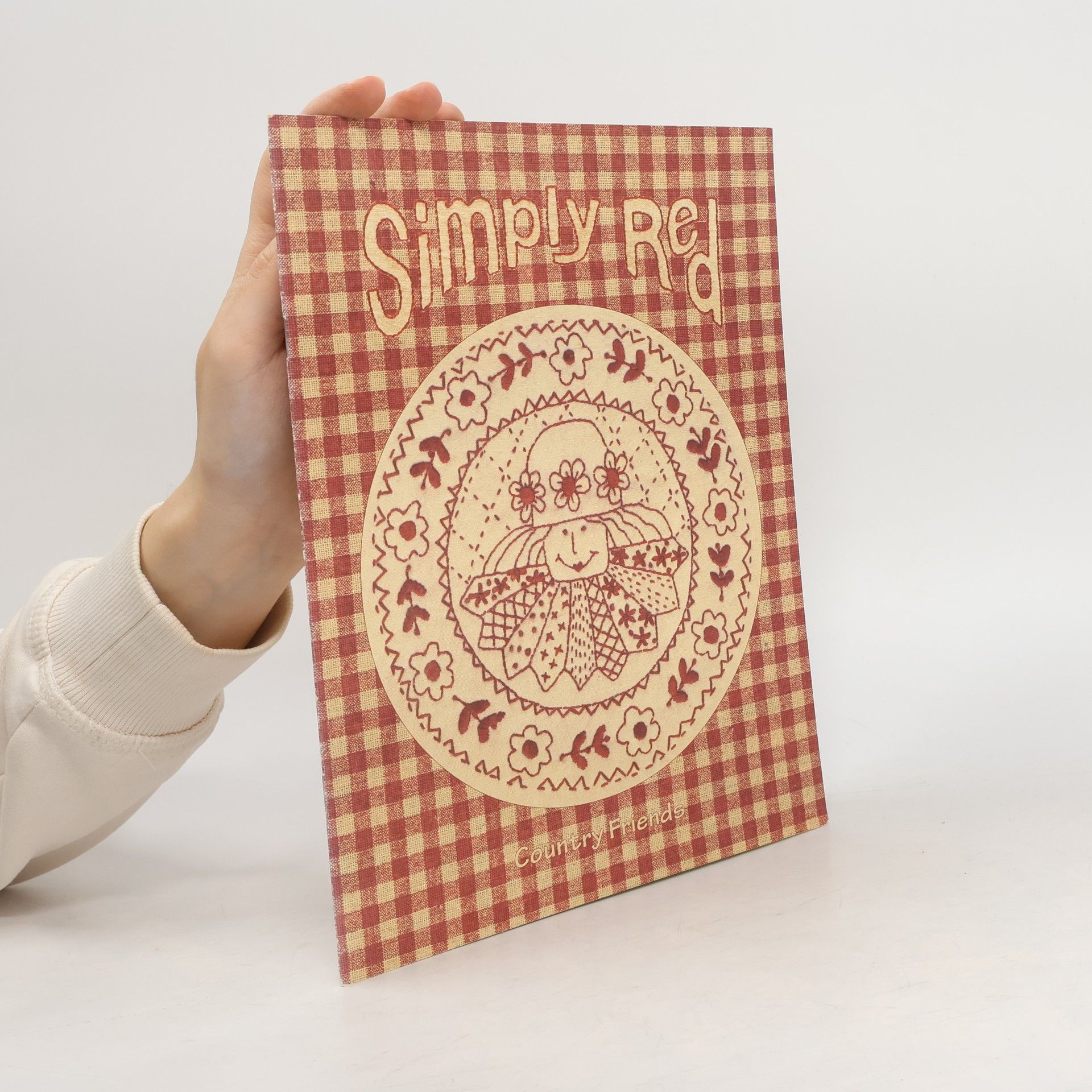 Bronwyn Hayes Simply Red. A Collection Of Stitcheries