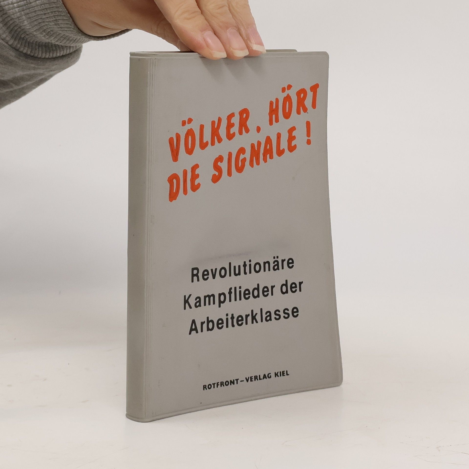Collectif d'auteurs Völker hört die Signale