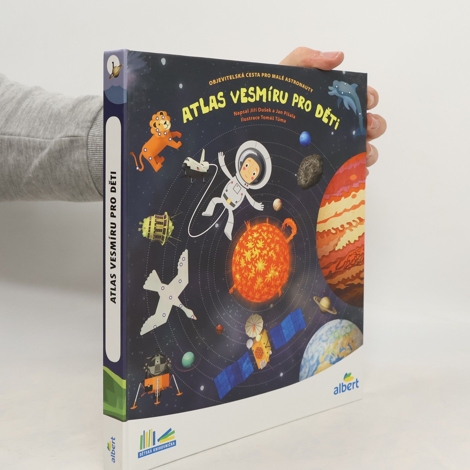 Atlas vesmíru pro děti: Objevitelská cesta pro malé astronauty