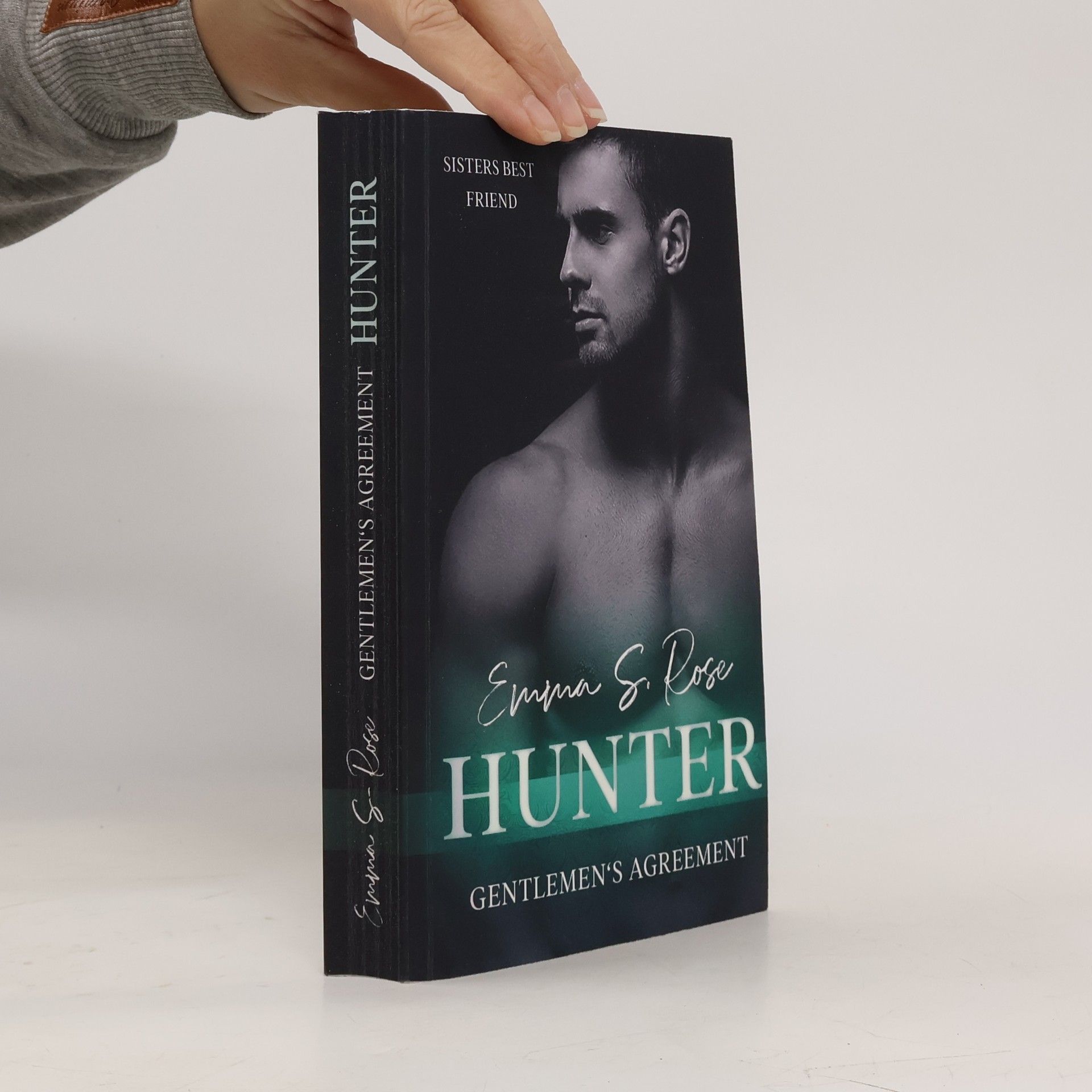 Freya Miles Hunter. Gentlemen's Agreement