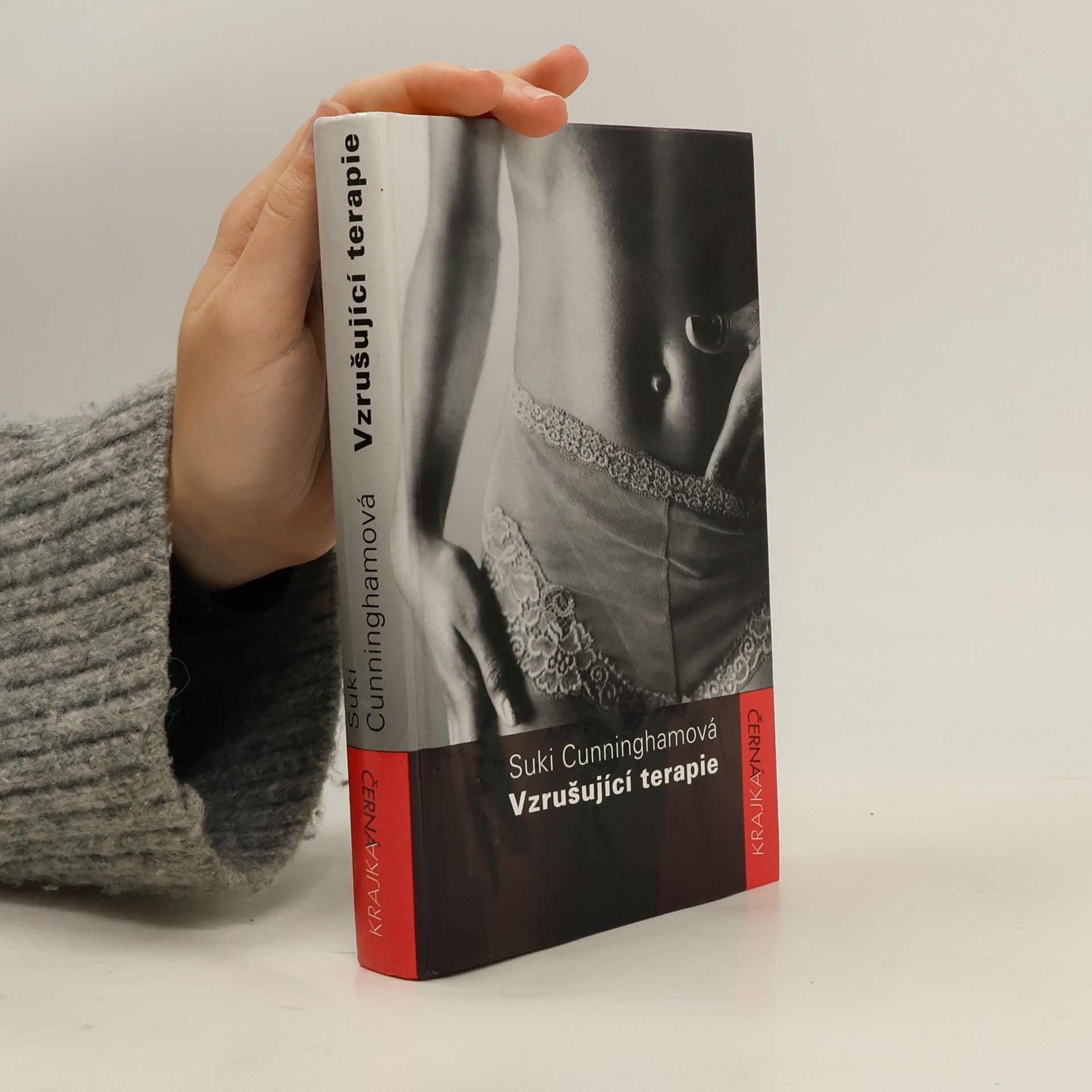 Suki Cunningham Vzrušující terapie