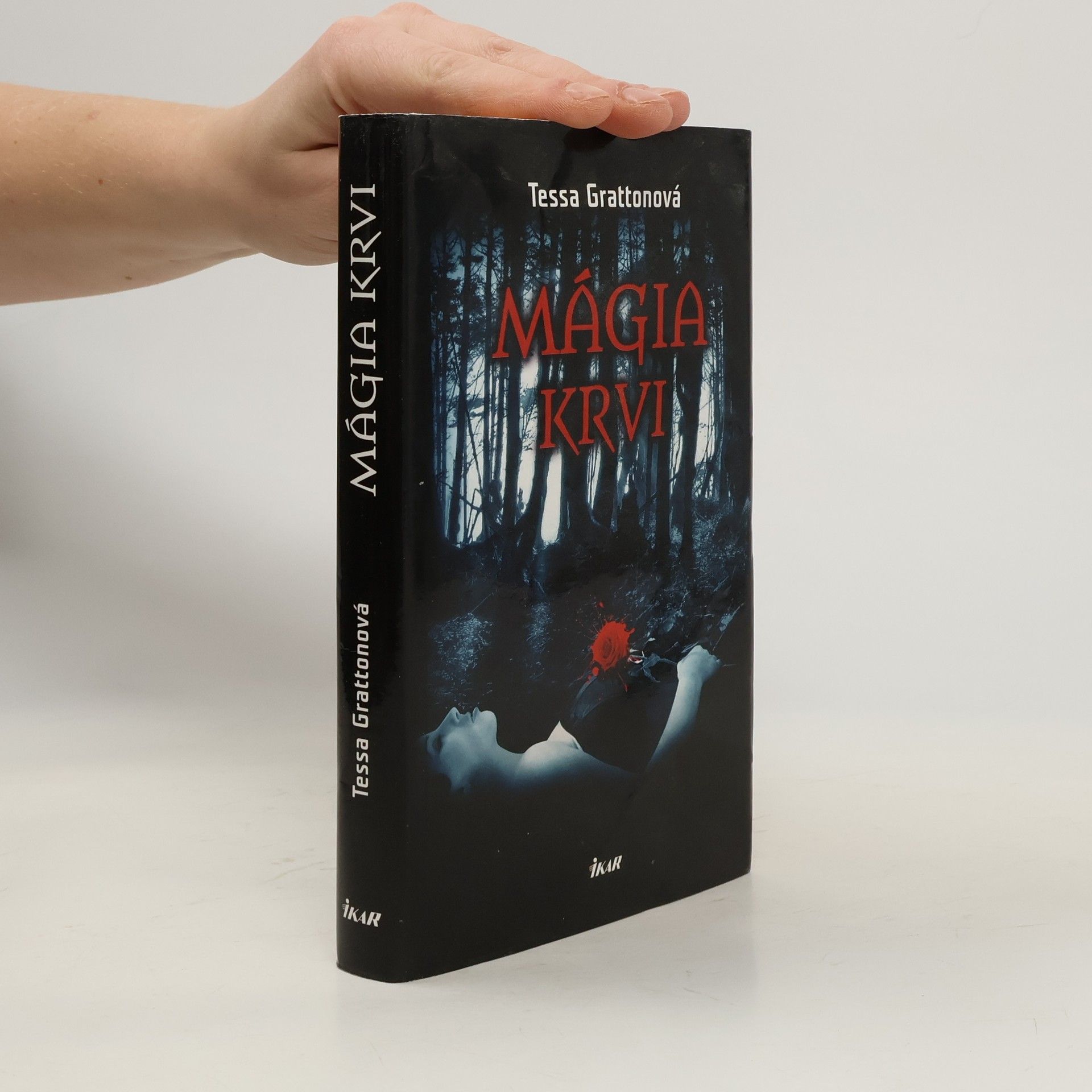 Tessa Gratton Mágia krvi