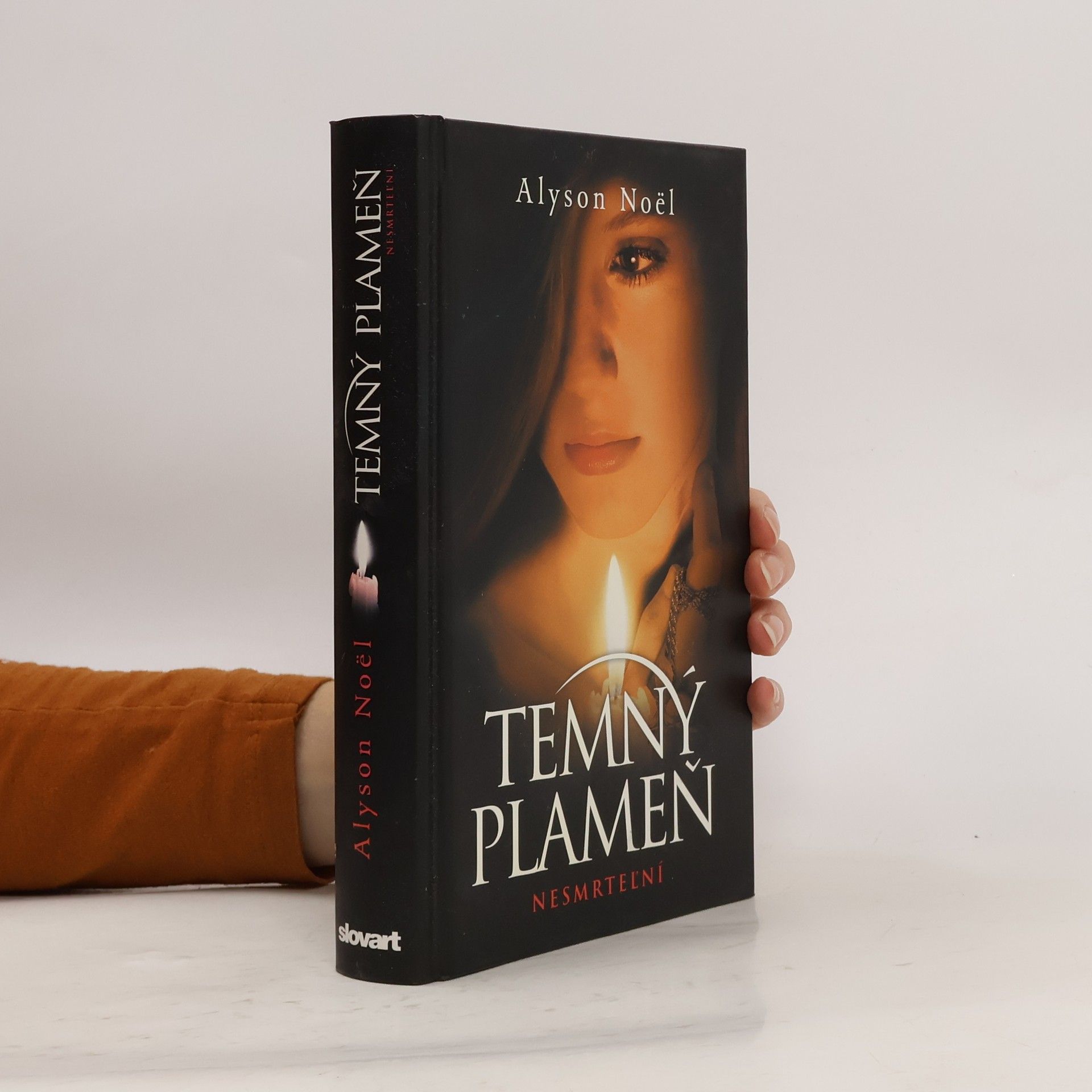 Alyson Noël Temný plameň