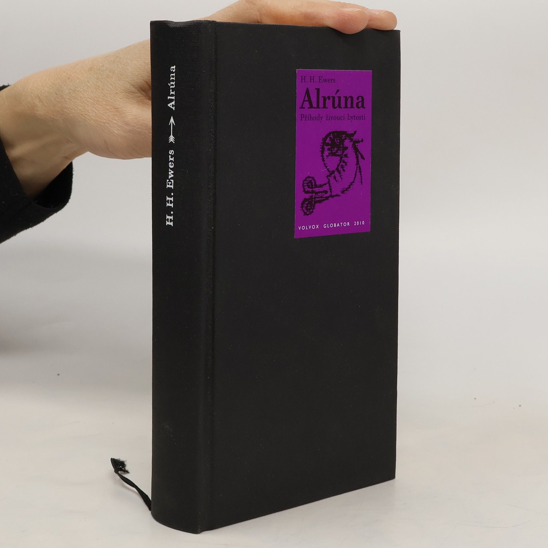 Alrúna: příhody živoucí bytosti