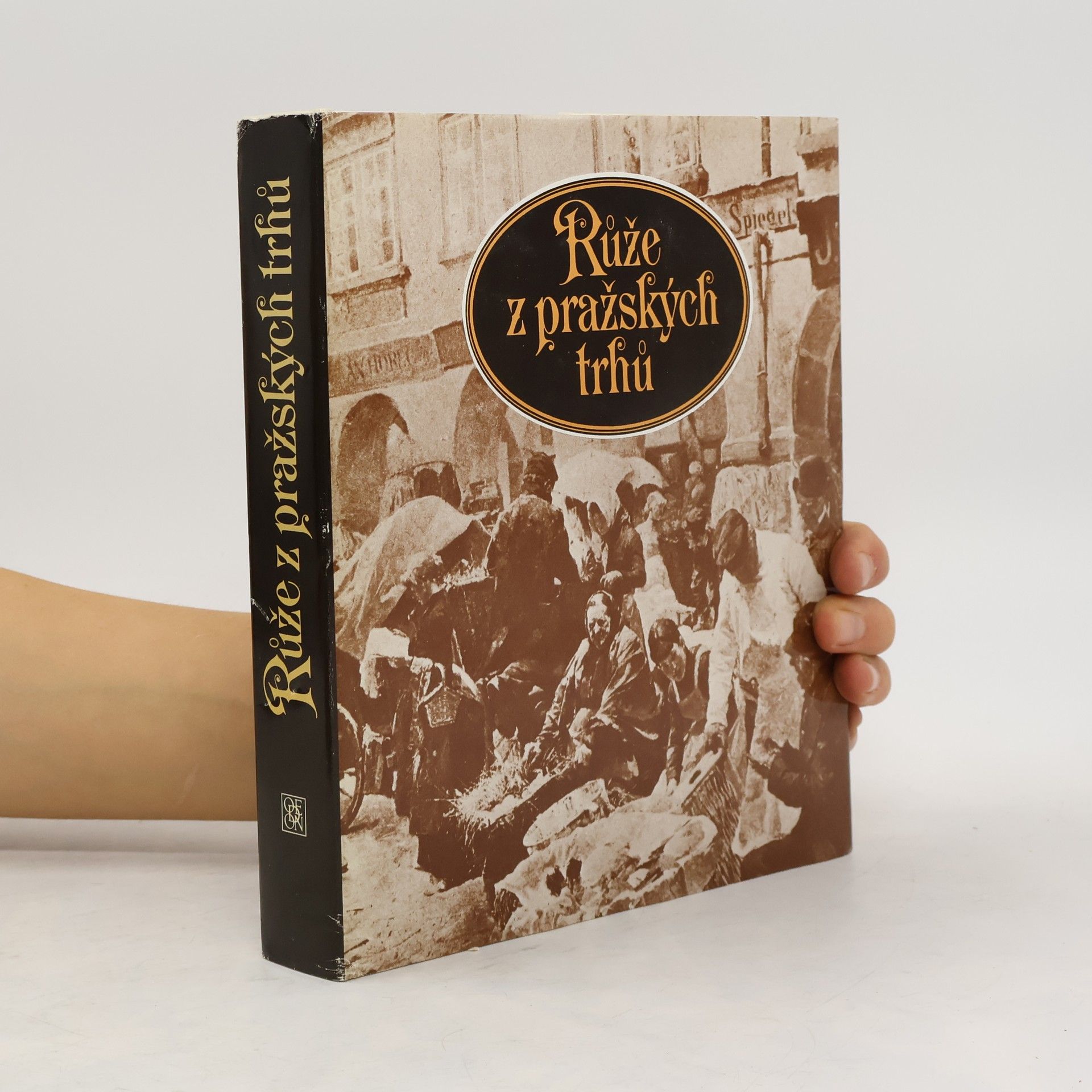 Růže z pražských trhů