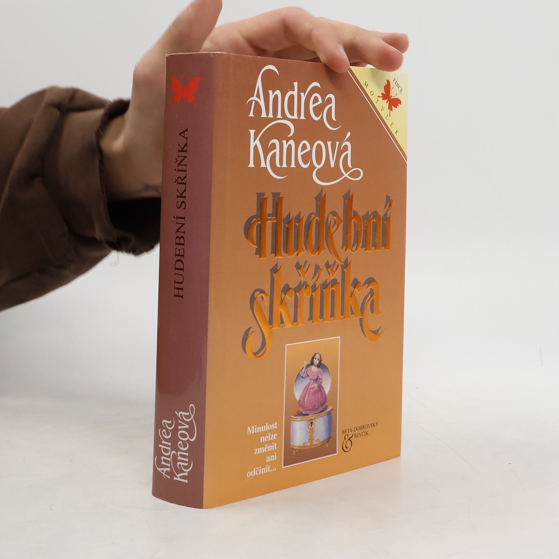 Andrea Kane Hudební skříňka