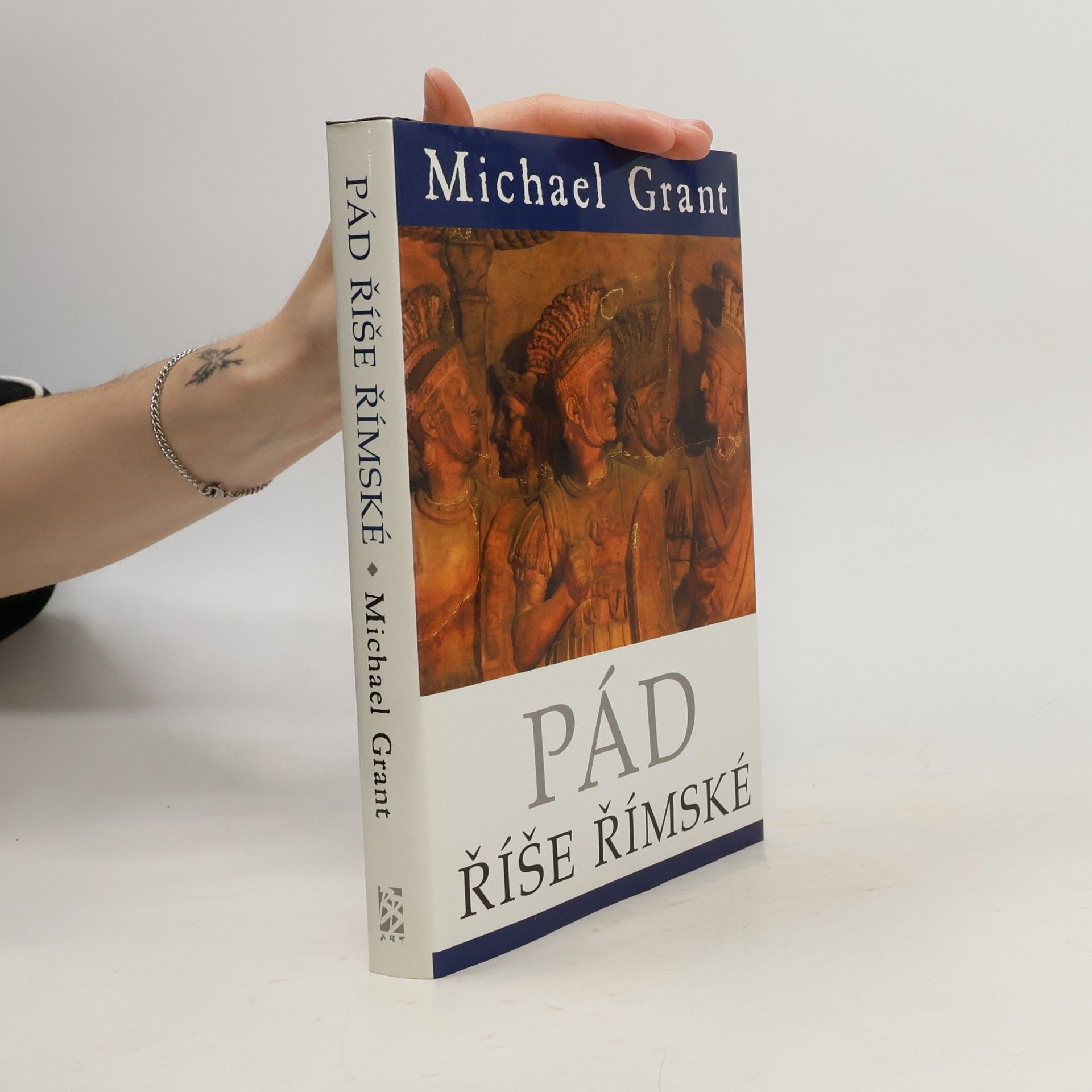 Michael Grant Pád říše římské