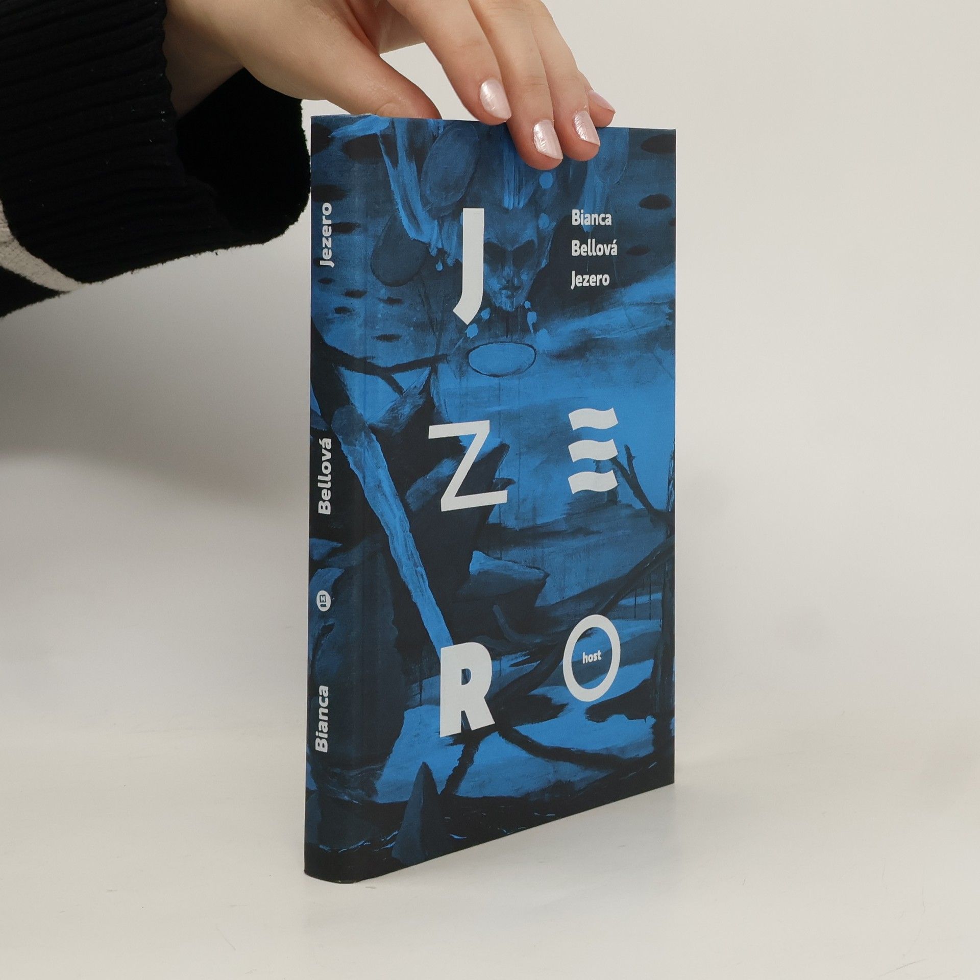 Bianca Bellová Jezero