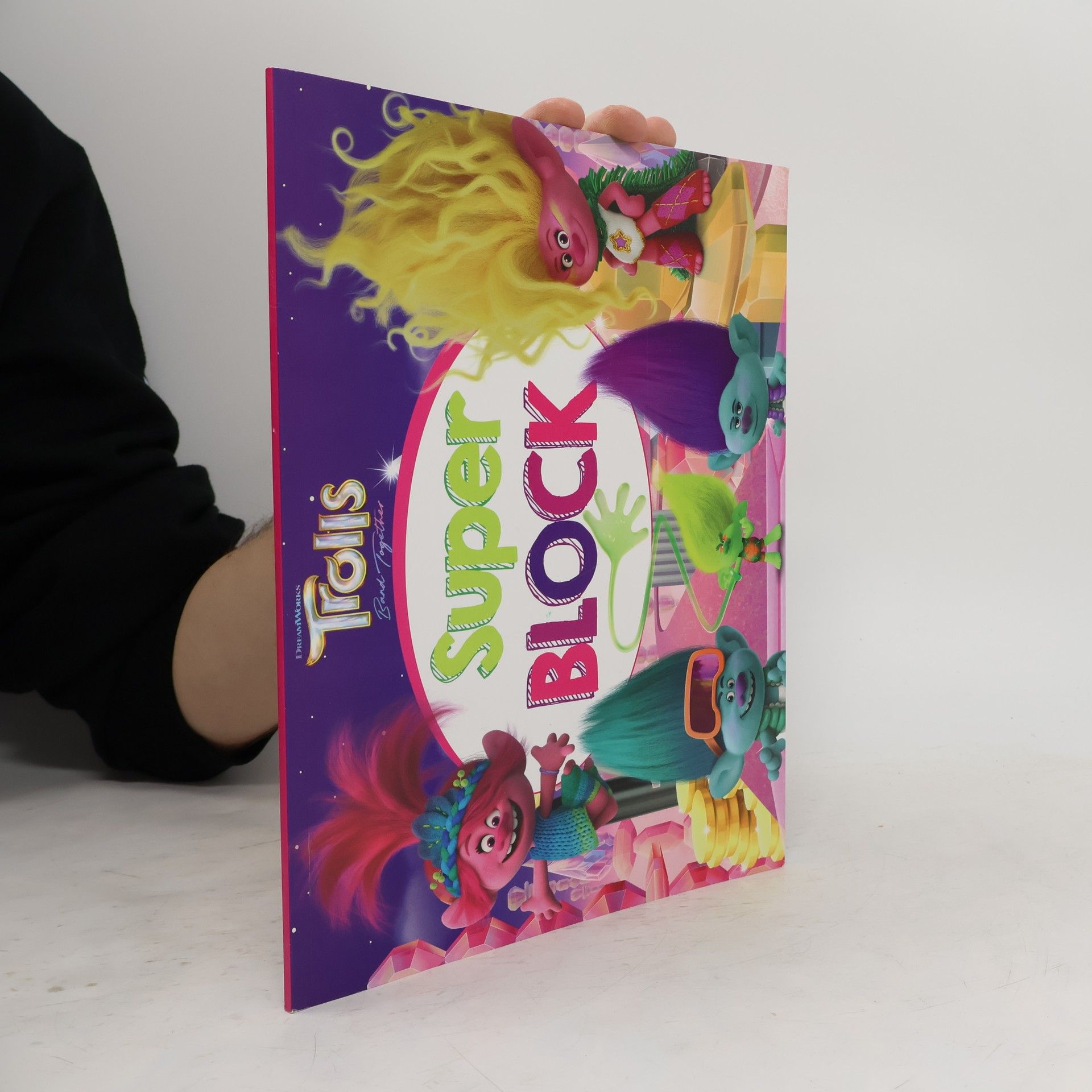 Various authors Trolls. Super Block