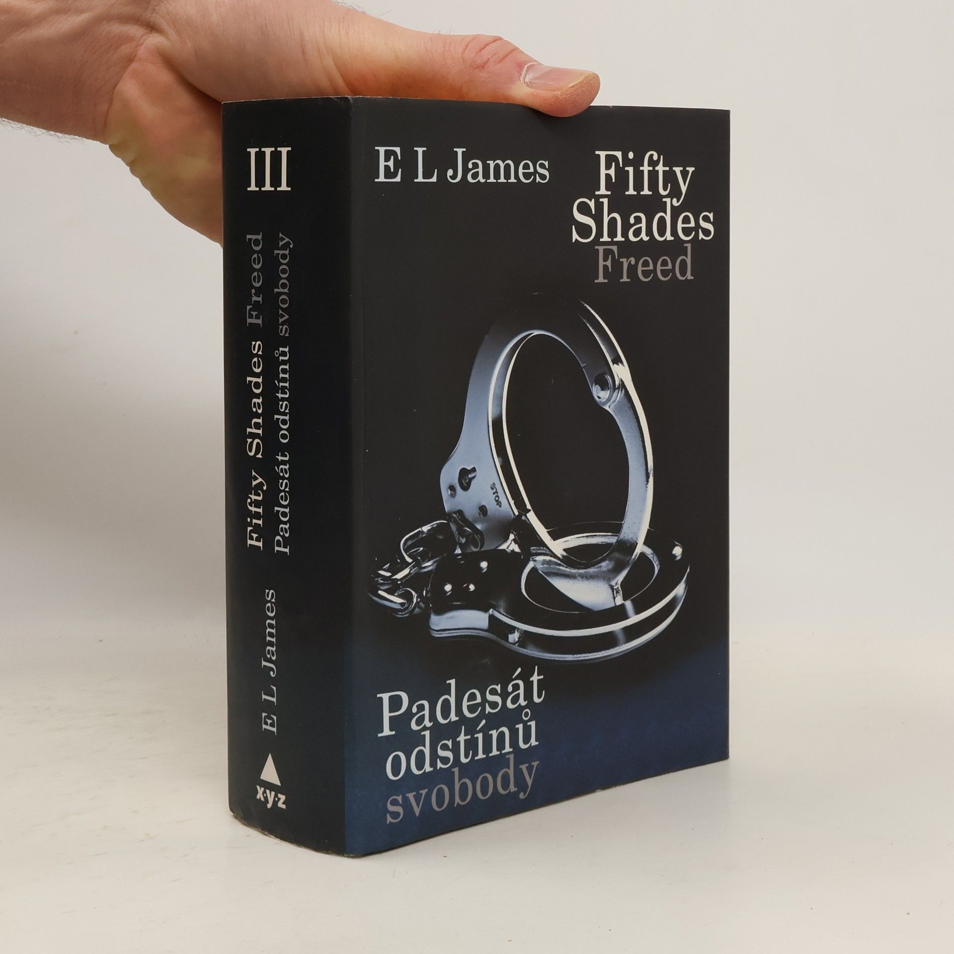 E L James Padesát odstínů svobody