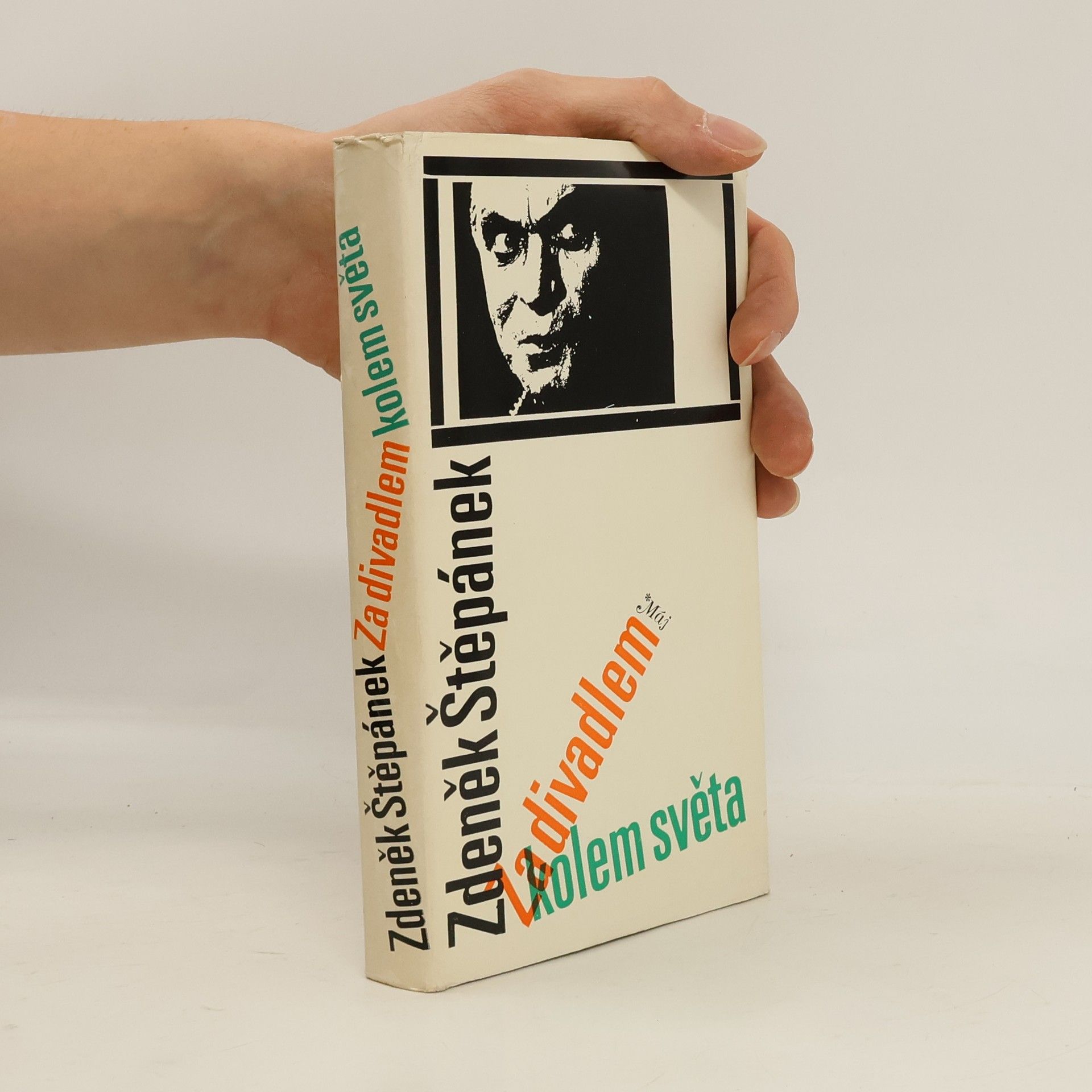 Zdeněk Štěpánek Za divadlem kolem světa