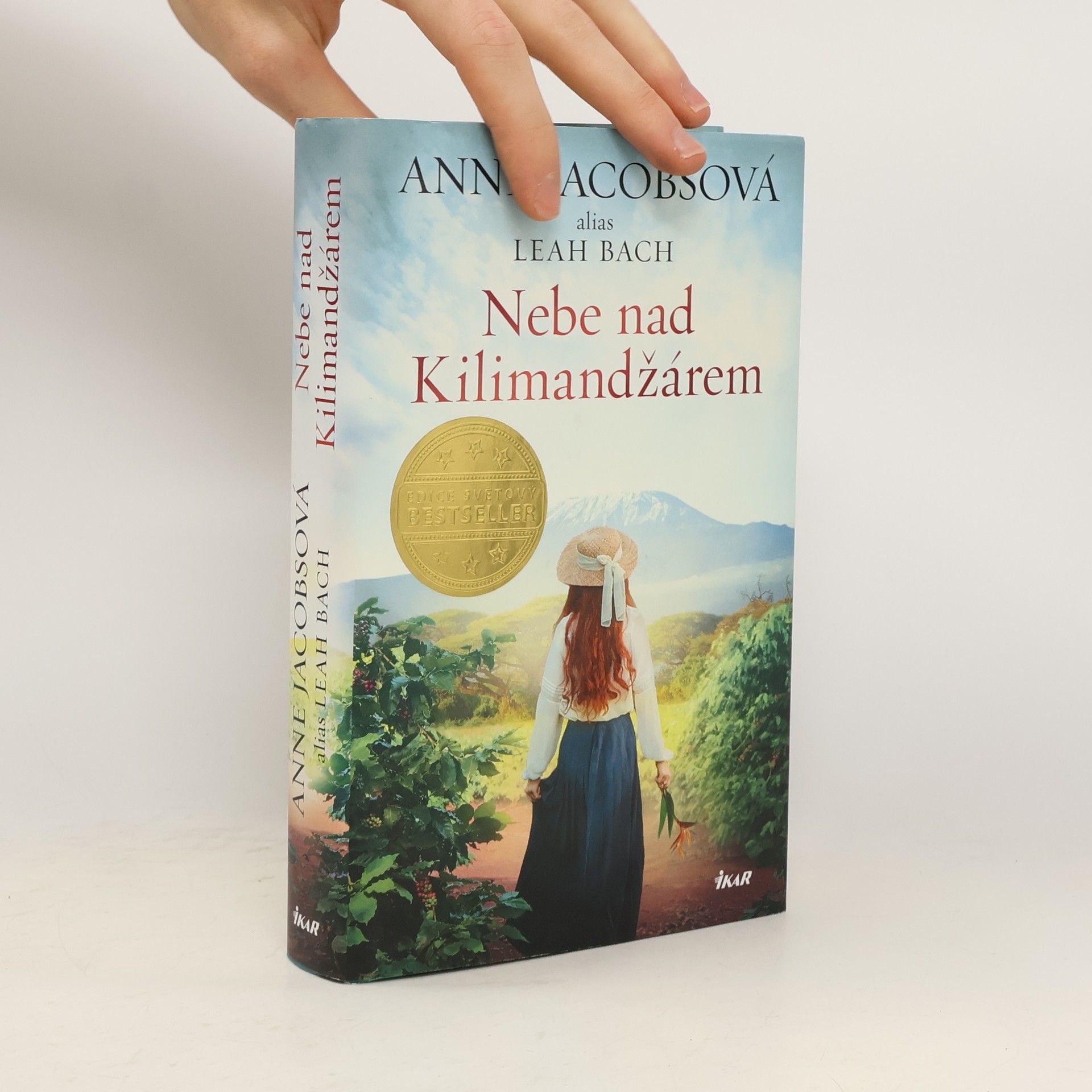 Anne Jacobs Nebe nad Kilimandžárem