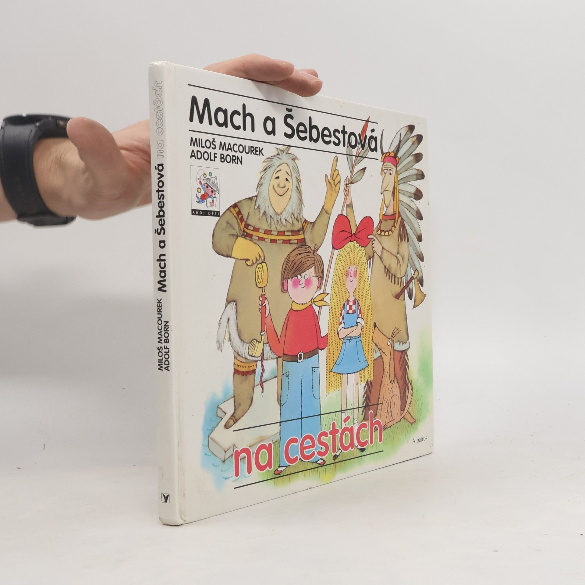 Miloš Macourek Mach a Šebestová na cestách