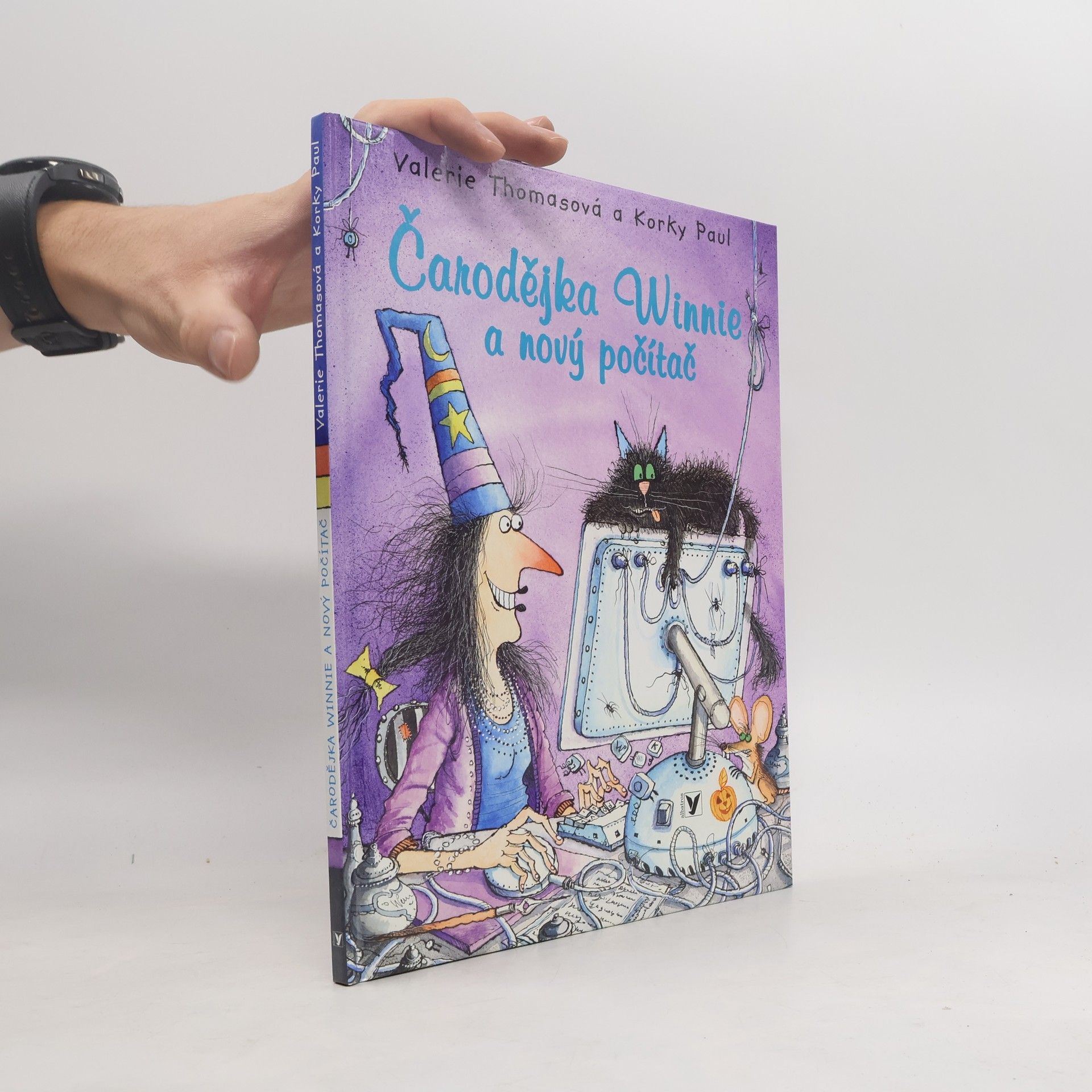 Valérie Thomas Čarodějka Winnie a nový počítač