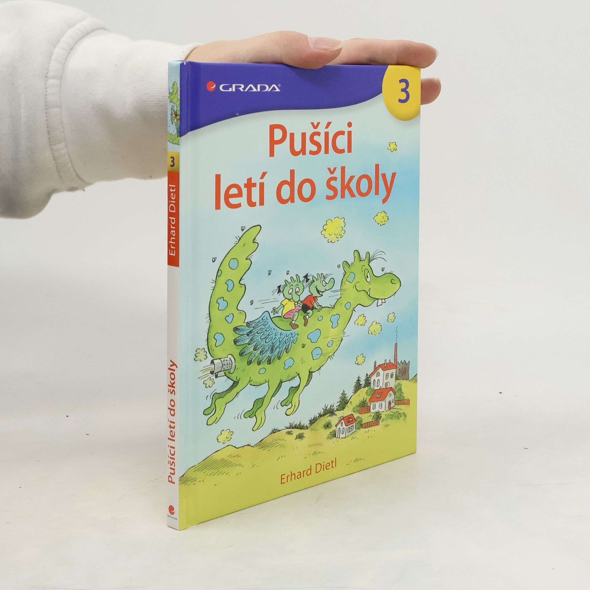 Erhard Dietl Pušíci letí do školy 3